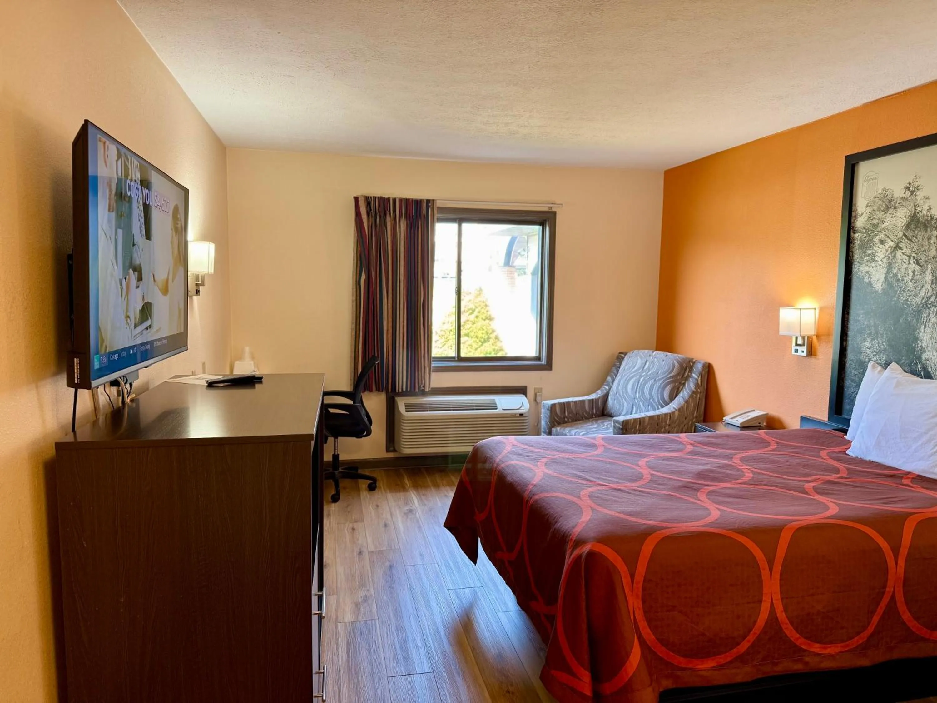 Bed in Super 8 by Wyndham Hillsville