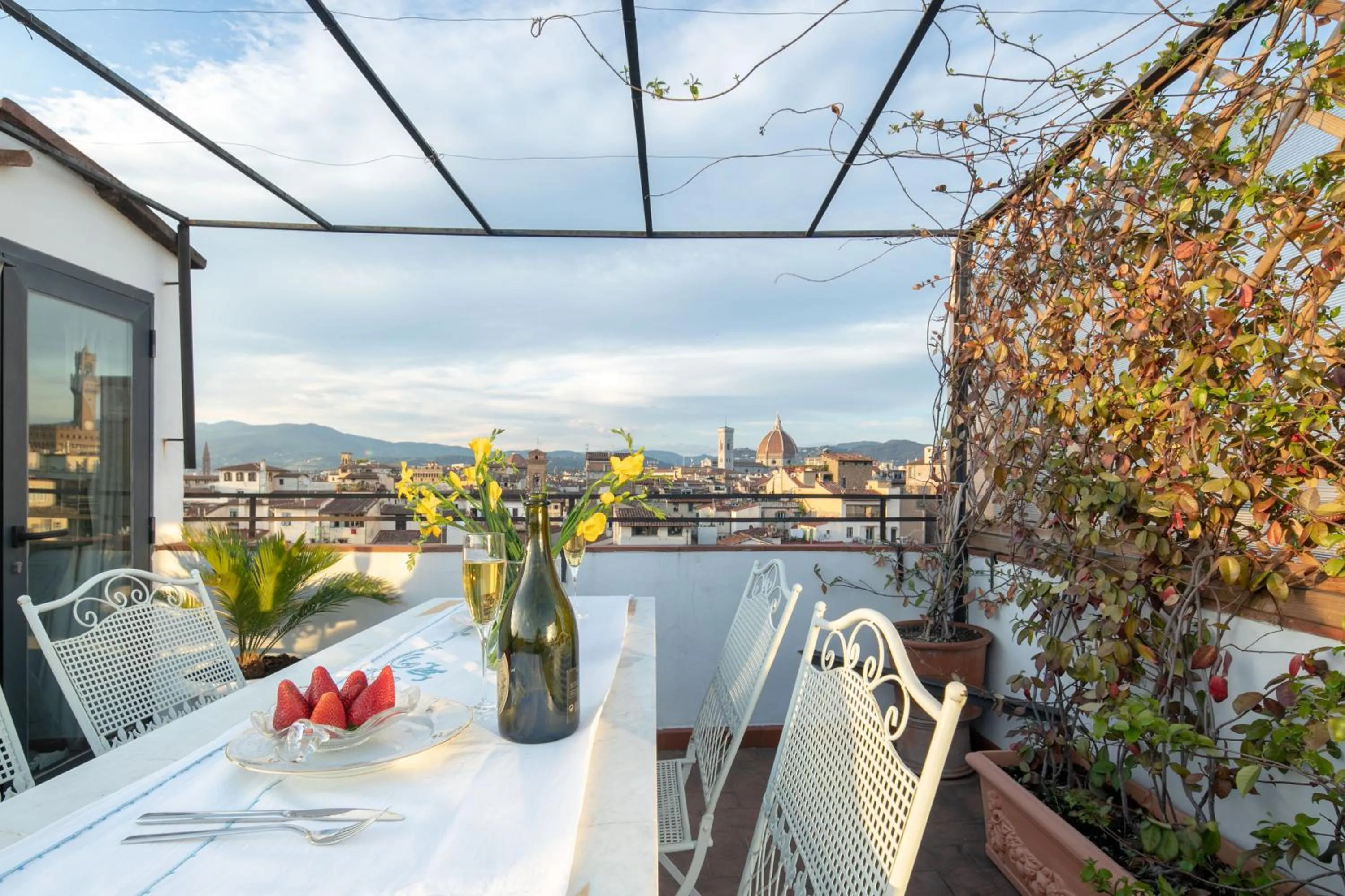 Property building in Pitti Luxury Terrace by Mmega