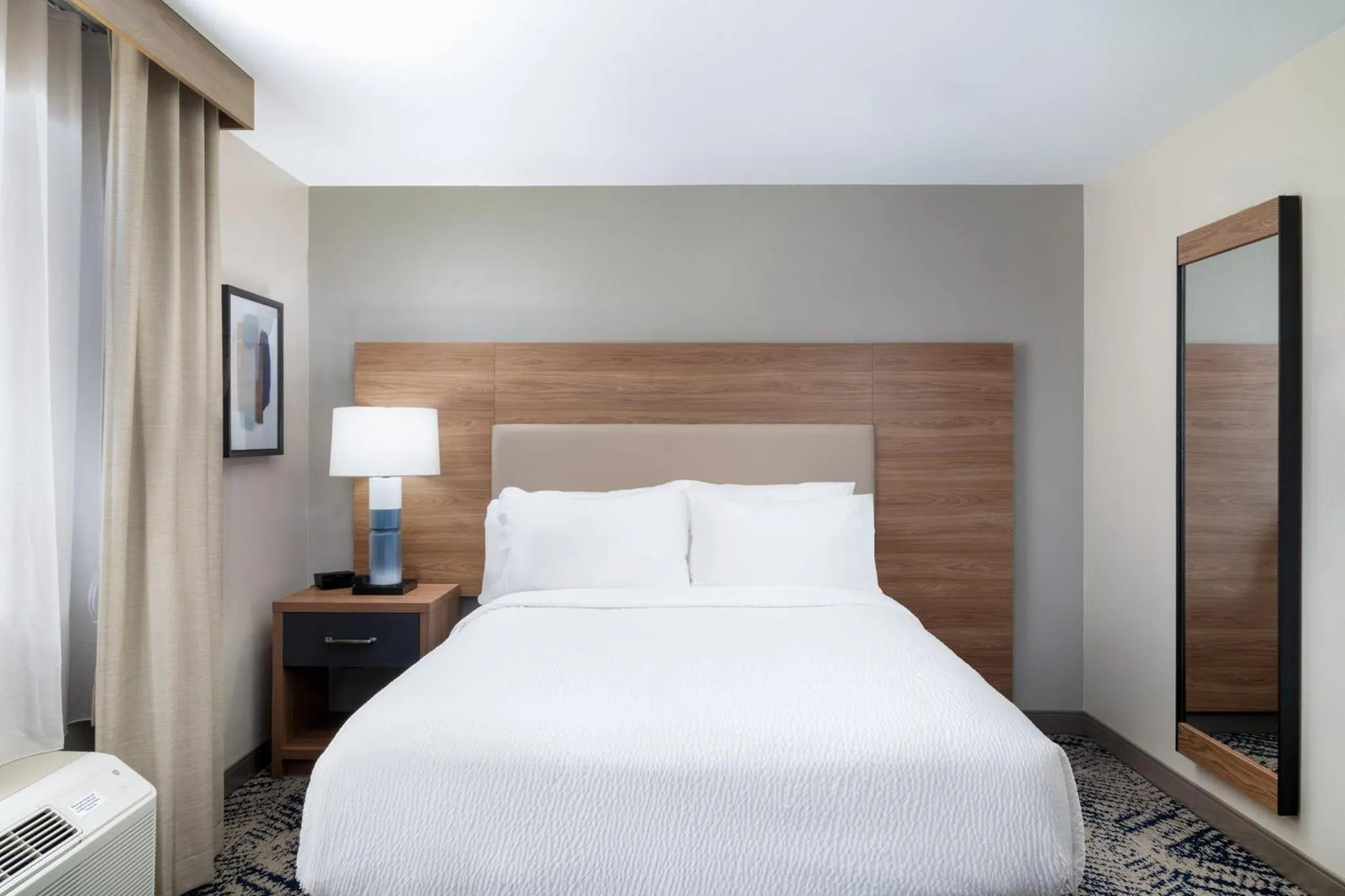 Photo of the whole room, Bed in Candlewood Suites El Paso by IHG