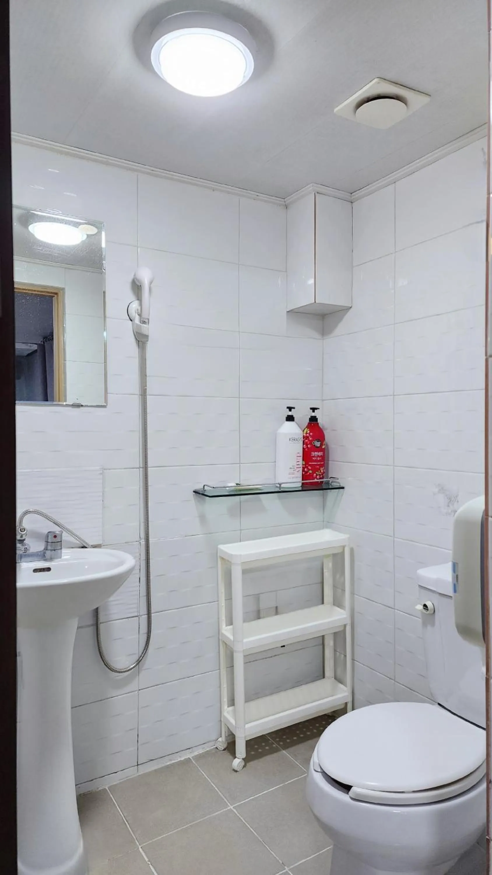 Shower in 1012 House Namsan - Foreigner Only