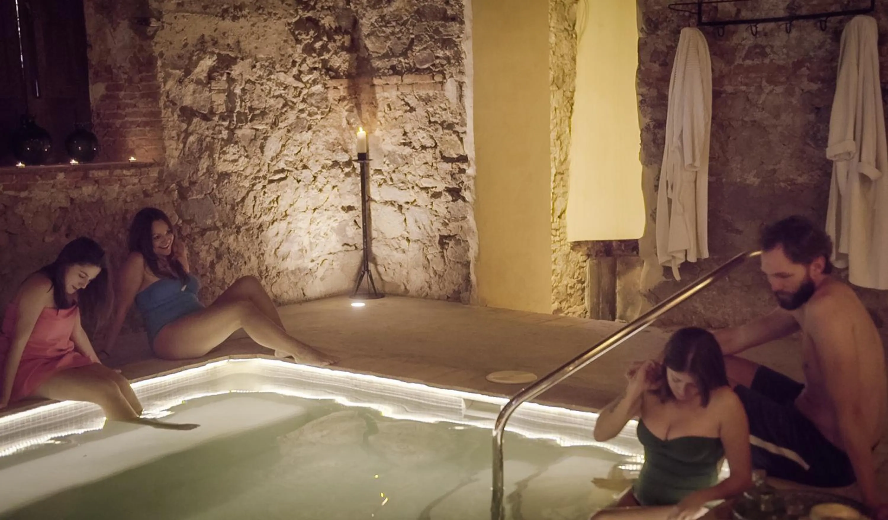 Hot Spring Bath in Balneario Aguas de Villaharta