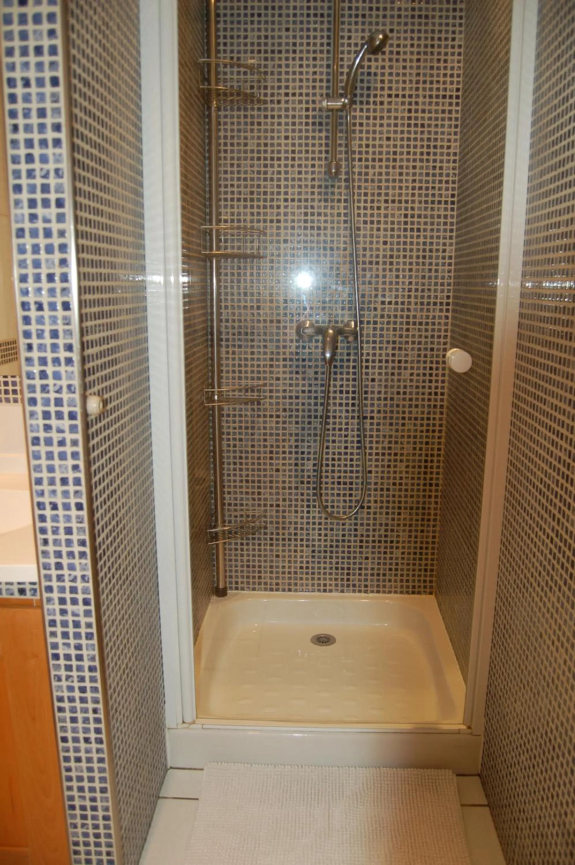 Shower in La Goutadou