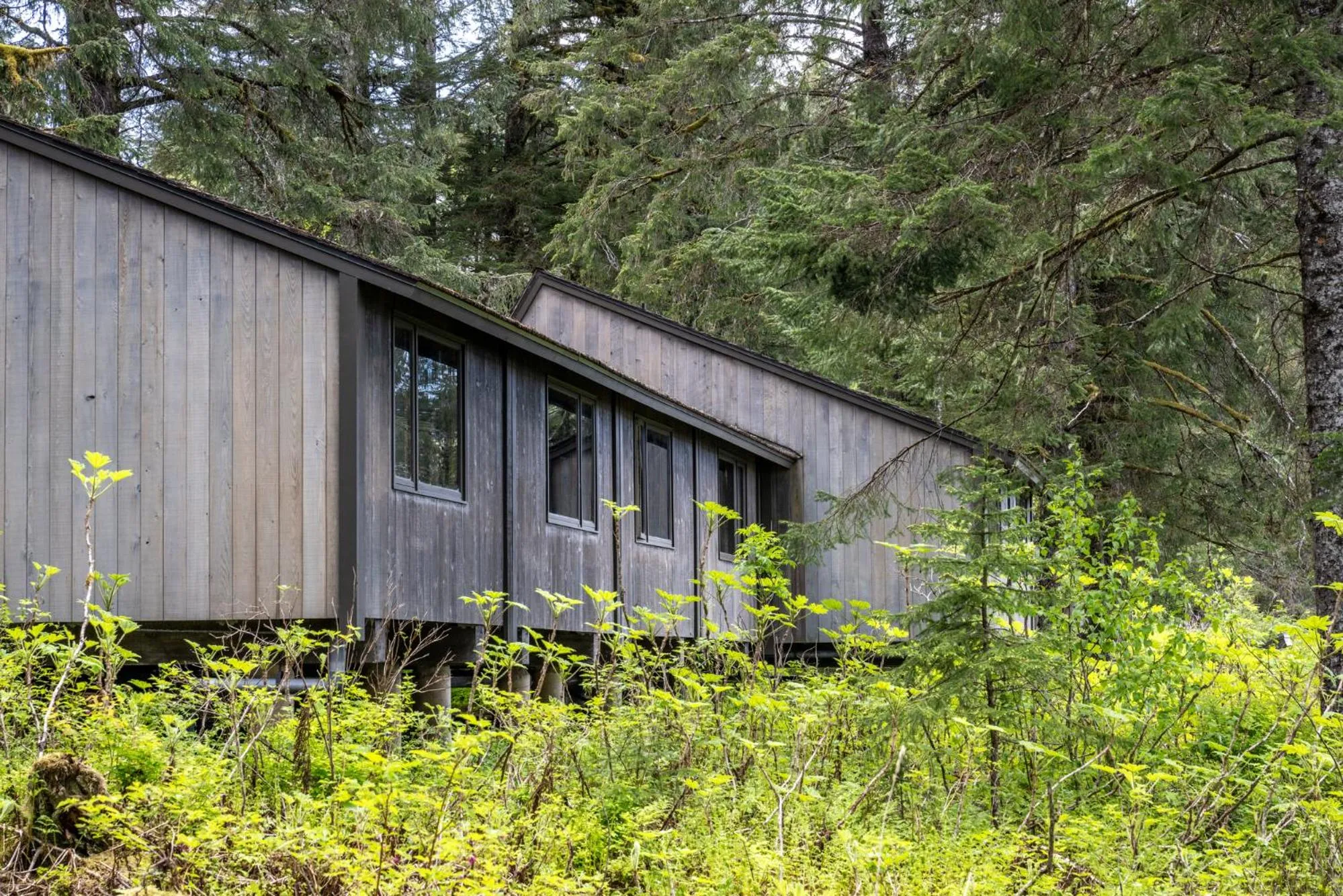 Property building in Glacier Bay Lodge