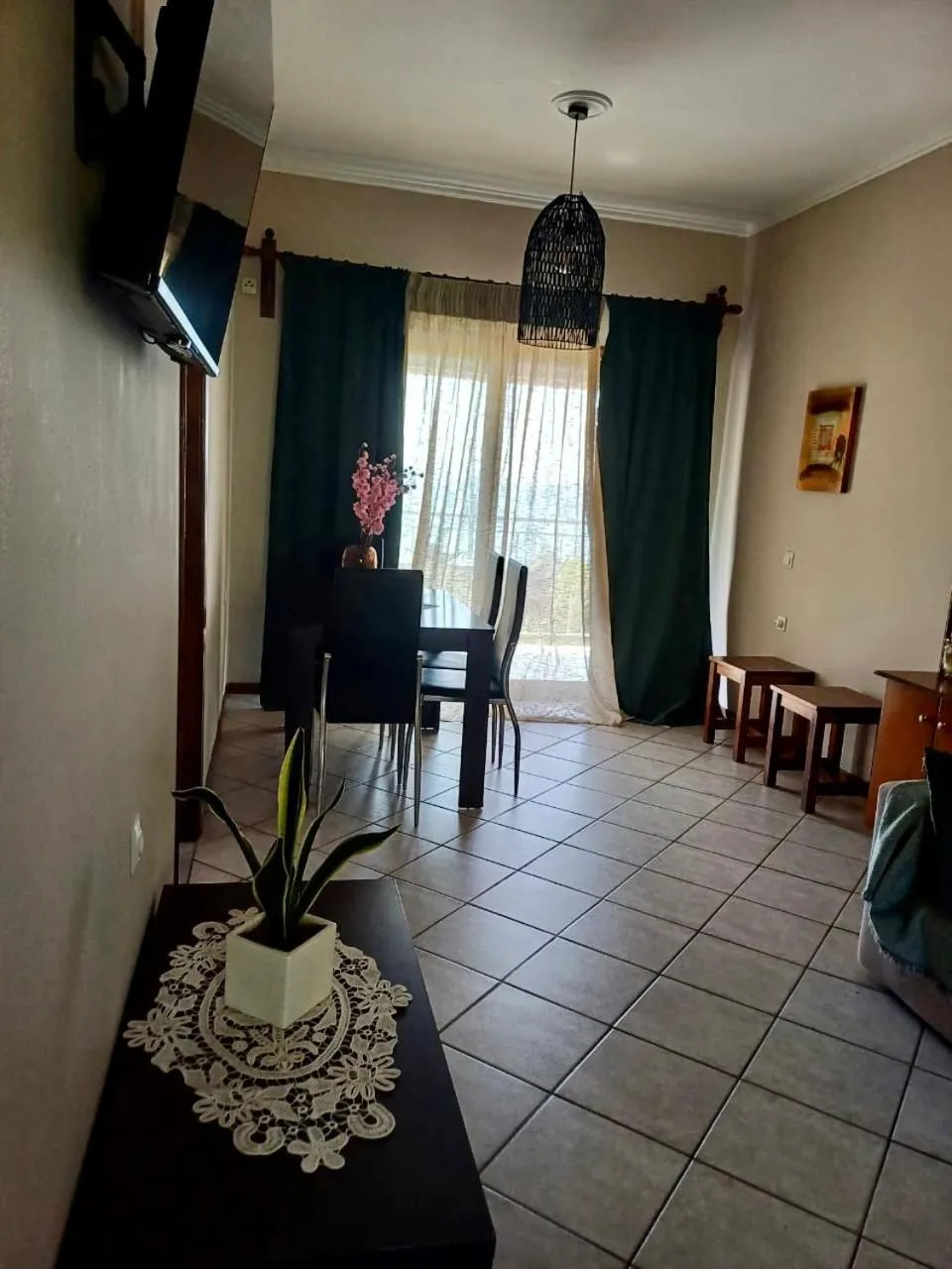Eleana apartments and studios