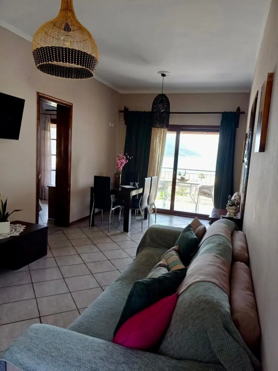 Eleana apartments and studios