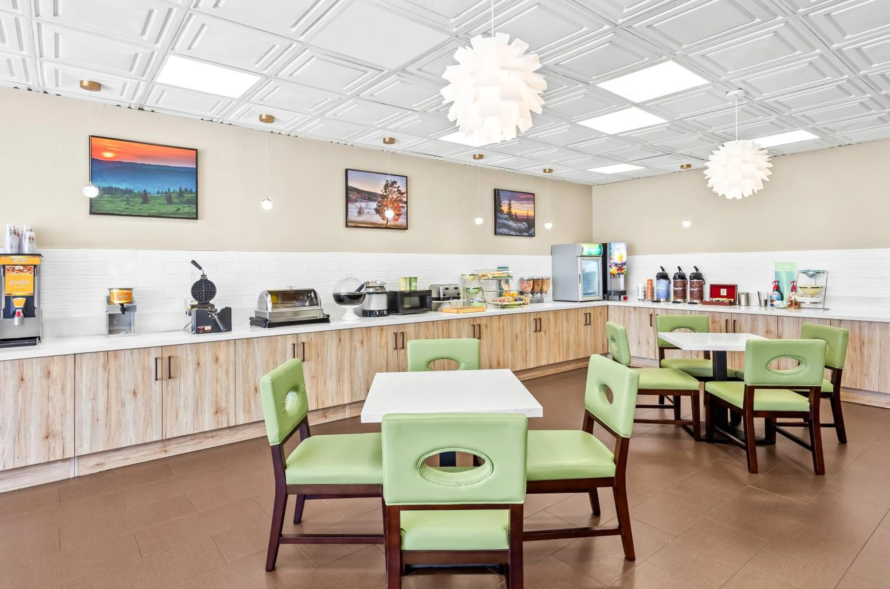 Quality Inn & Suites Charleston - Civic Center