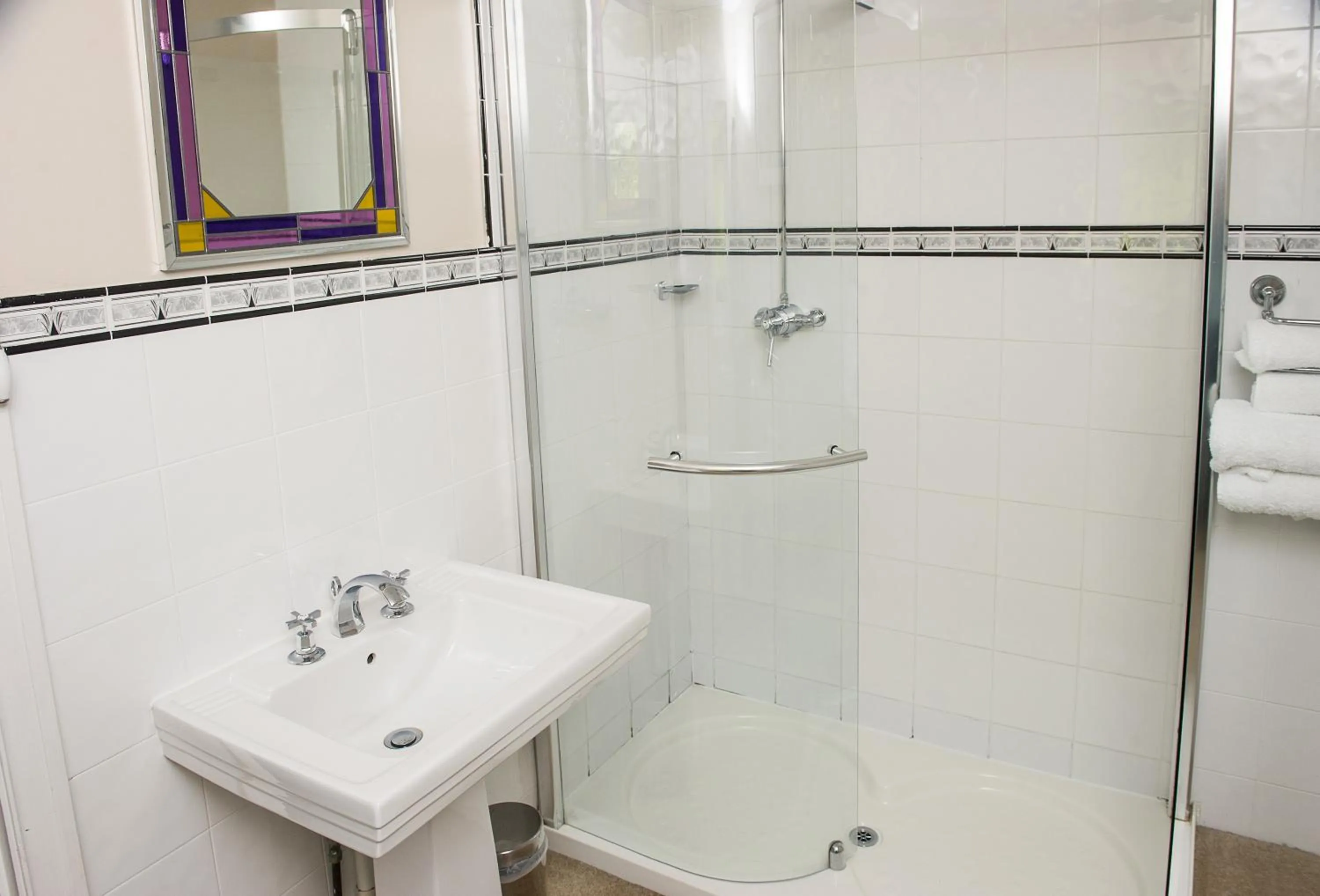 Bathroom in Claverton Hotel