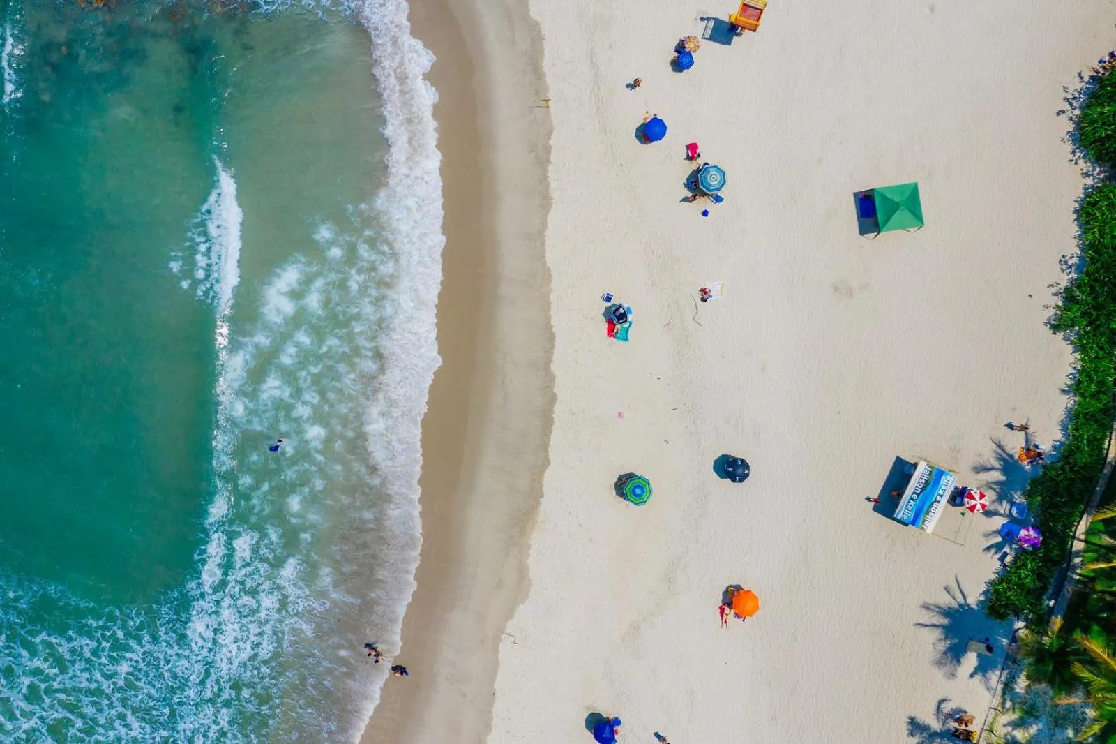Beach in Pousada Azul Banana - Camburi