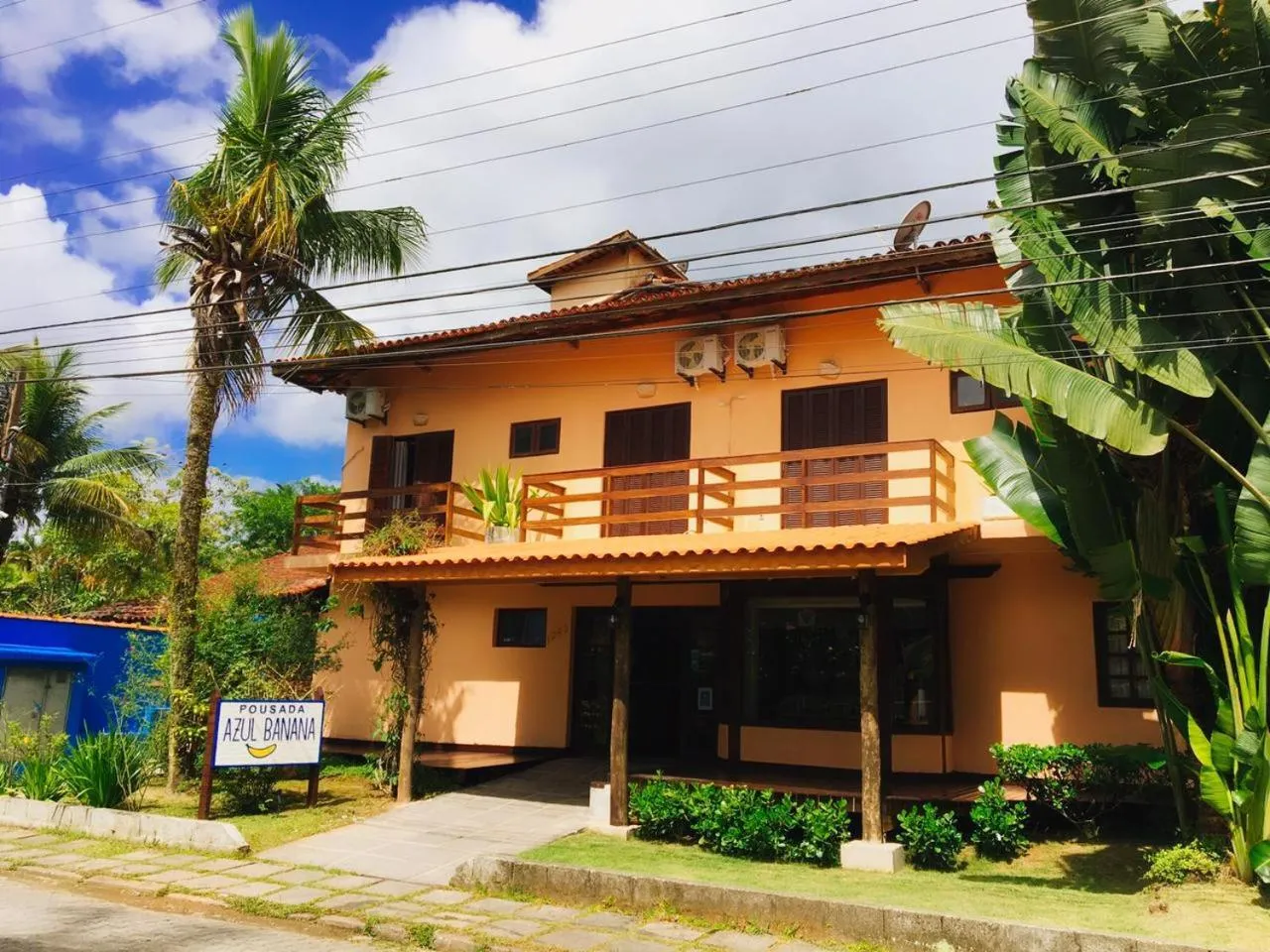 Property building in Pousada Azul Banana - Camburi