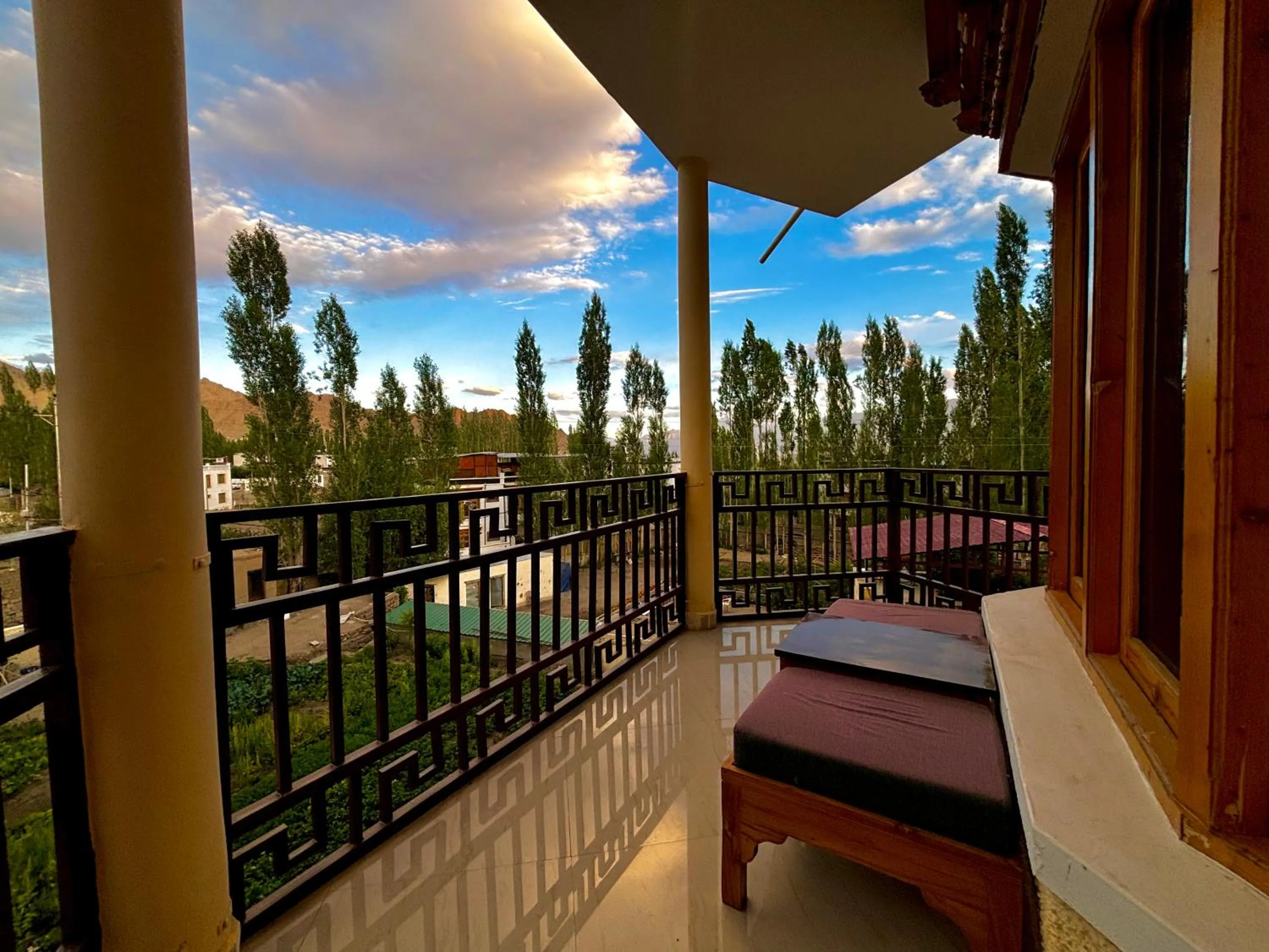 Zaltak Guest House and Hostel