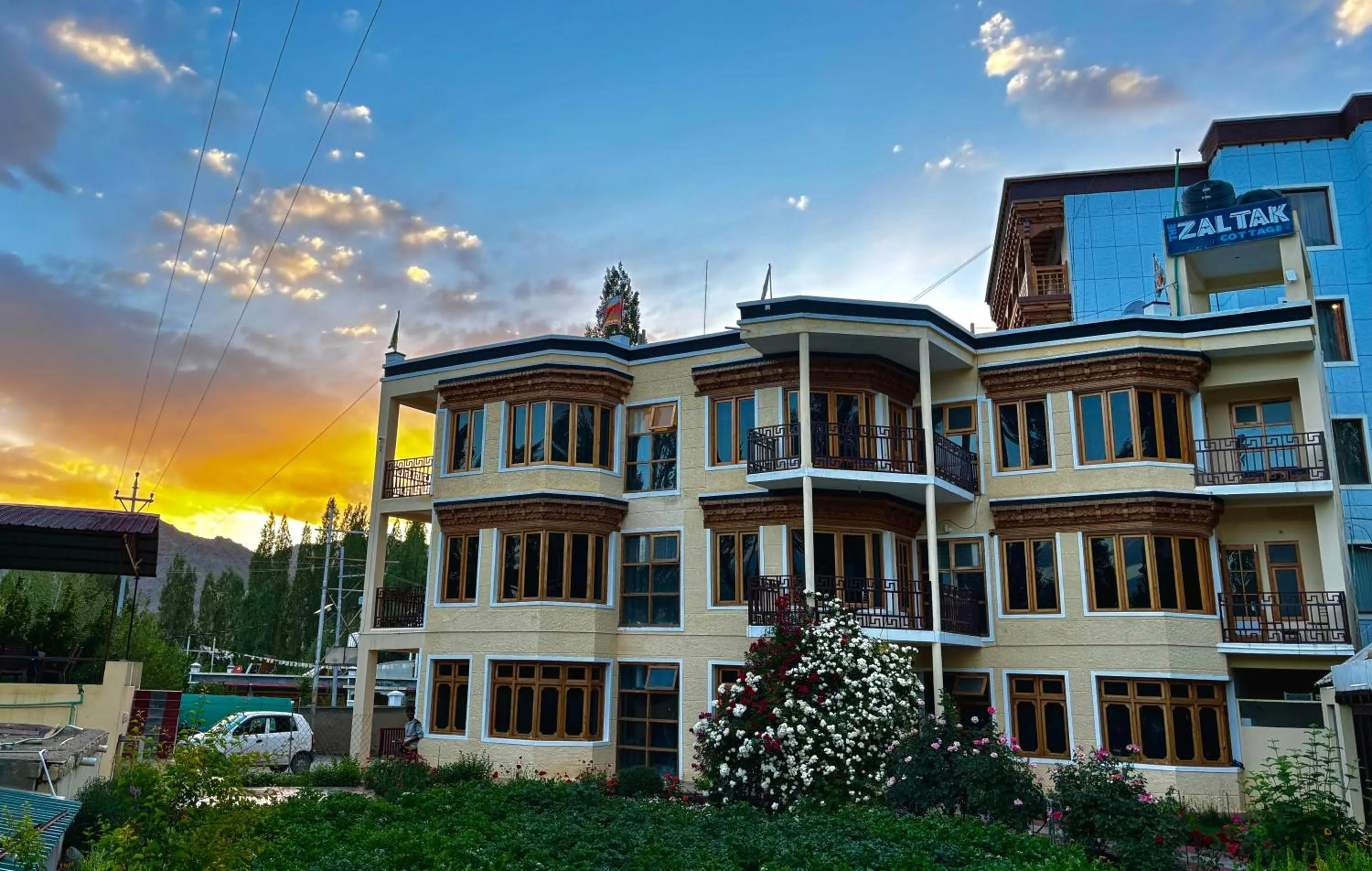Zaltak Guest House and Hostel