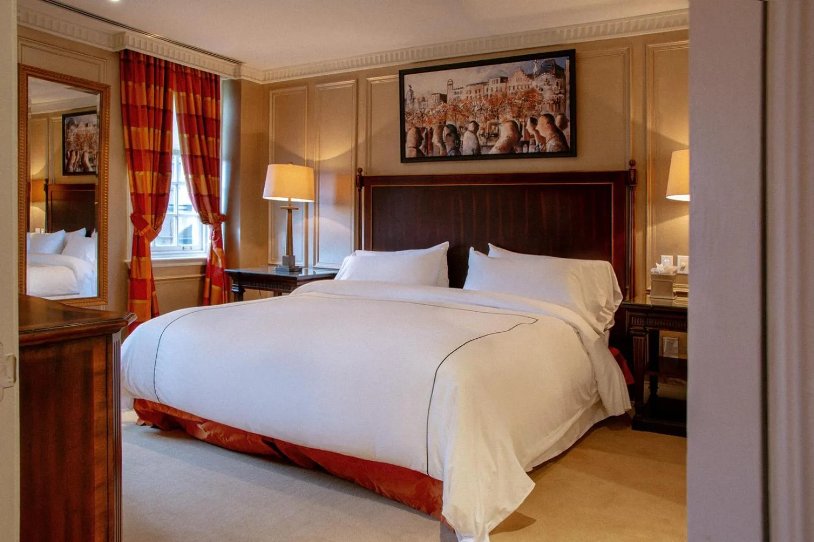 Bed in Windsor Arms Hotel