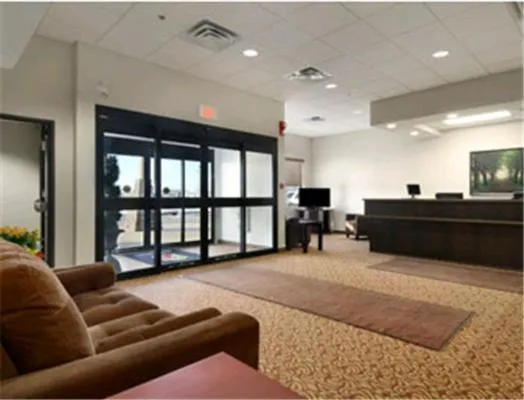 Lobby or reception in Super 8 by Wyndham Innisfail