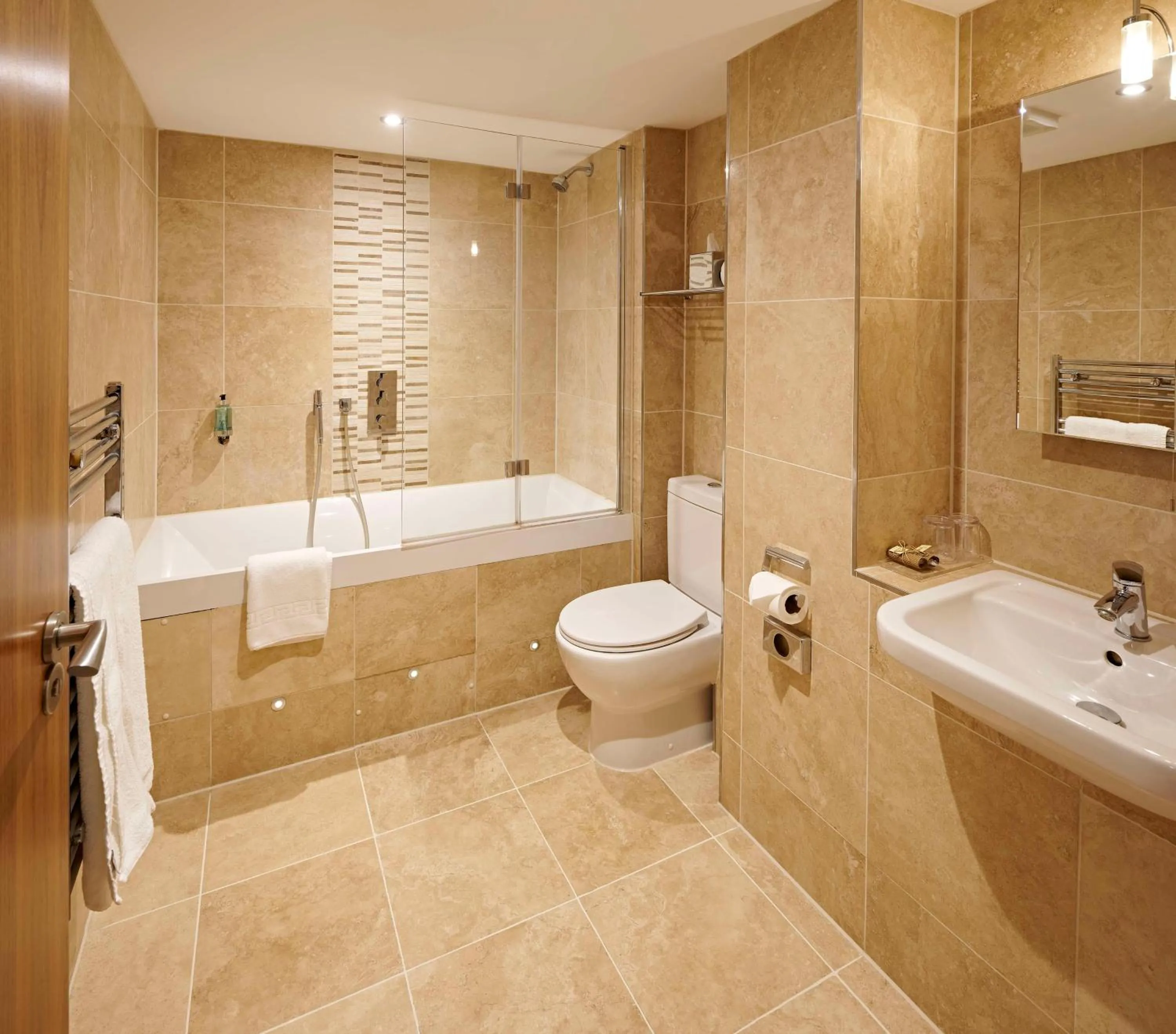 Bedroom in The Kings Arms