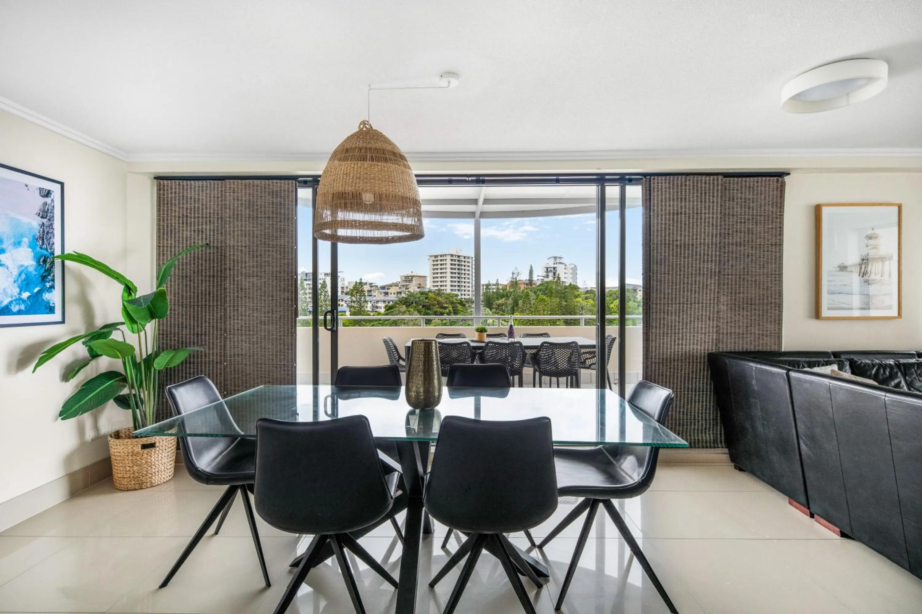 Dining area in ULTIQA Shearwater Resort