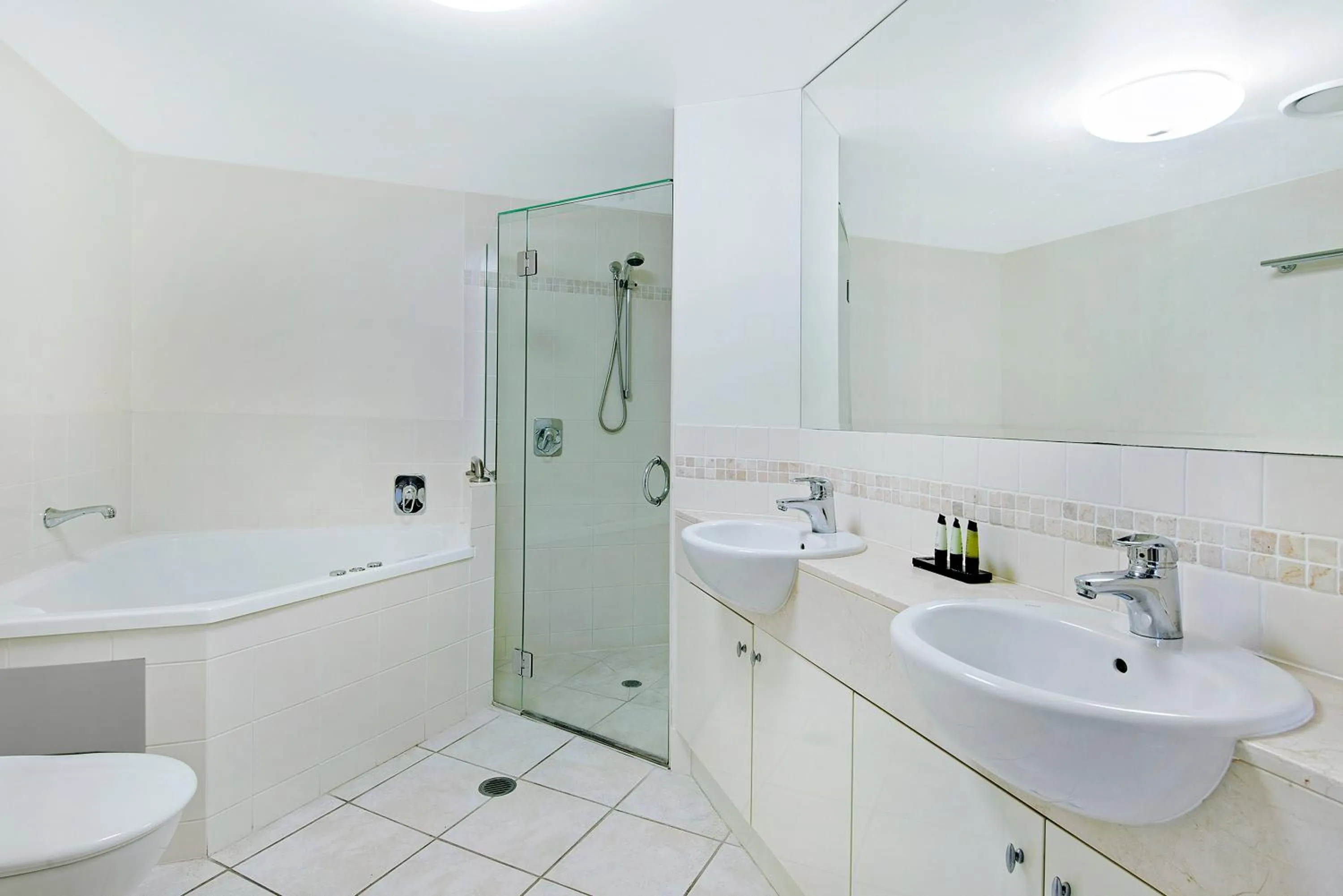 Bathroom in ULTIQA Shearwater Resort