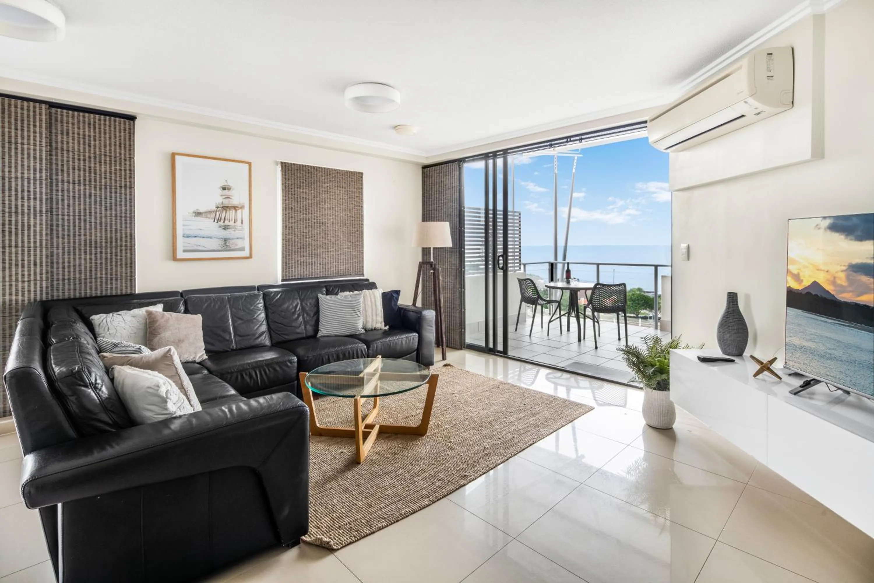 Living room in ULTIQA Shearwater Resort