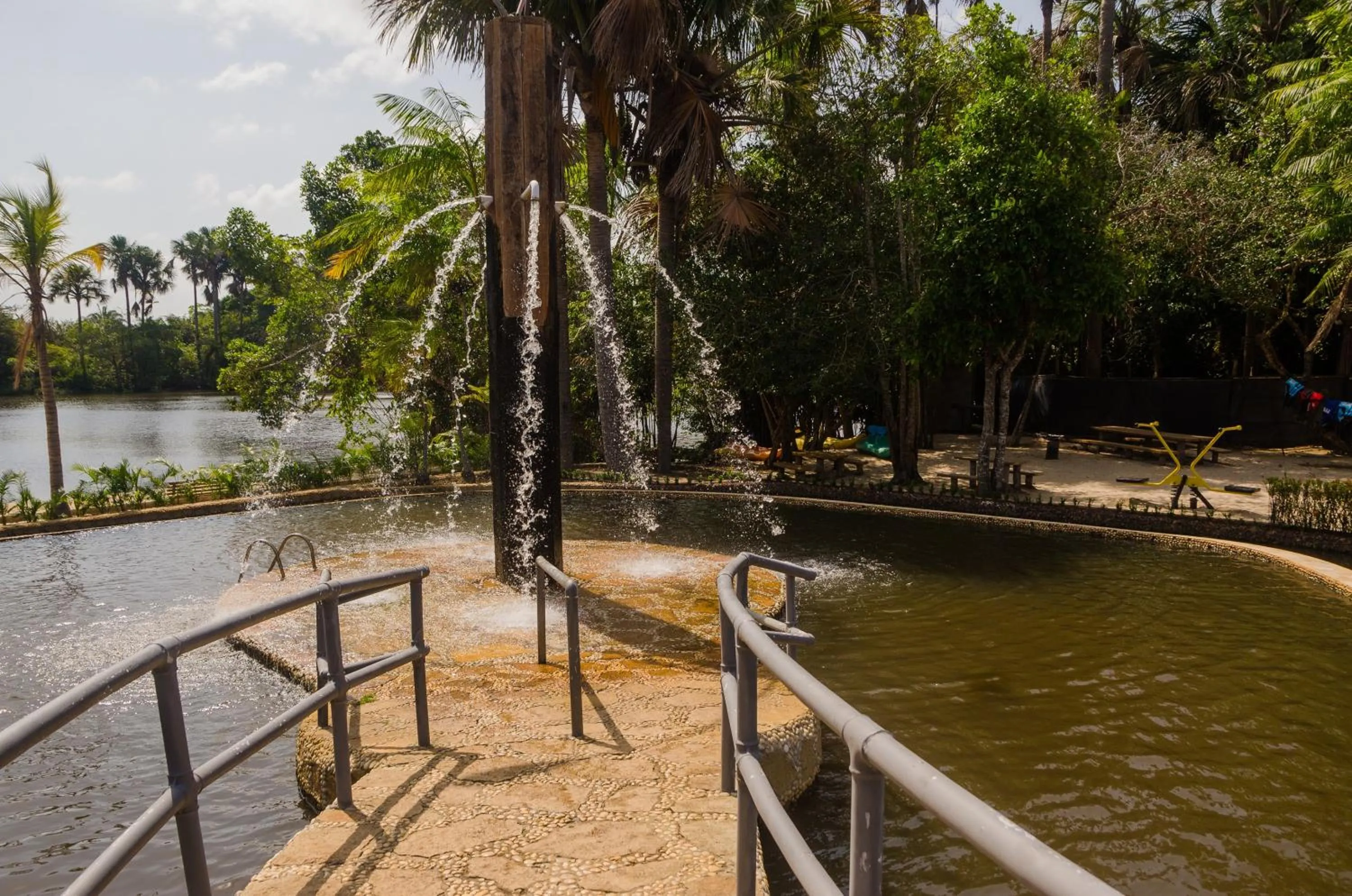 Porto Preguiças Resort