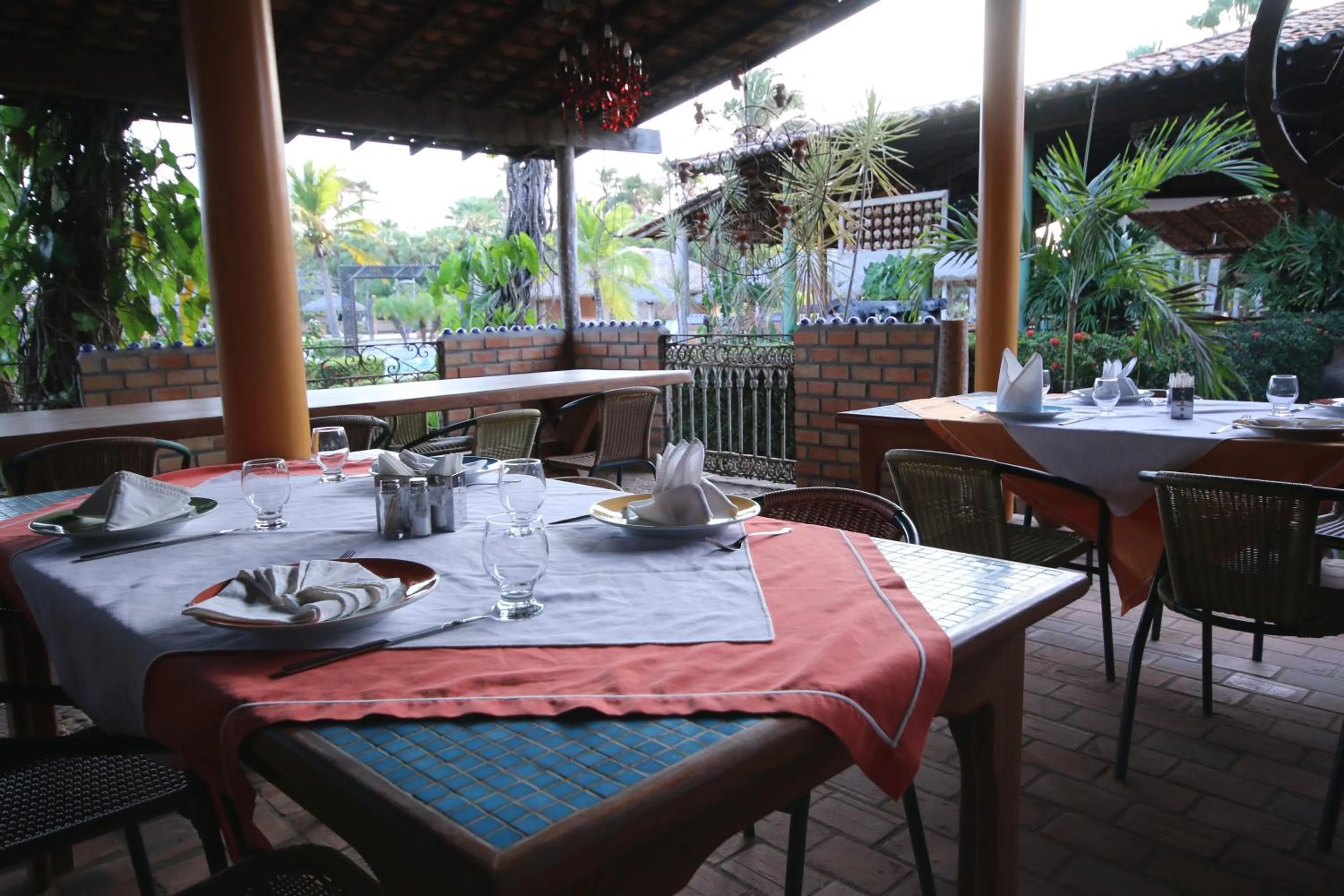 Restaurant/places to eat in Porto Preguiças Resort