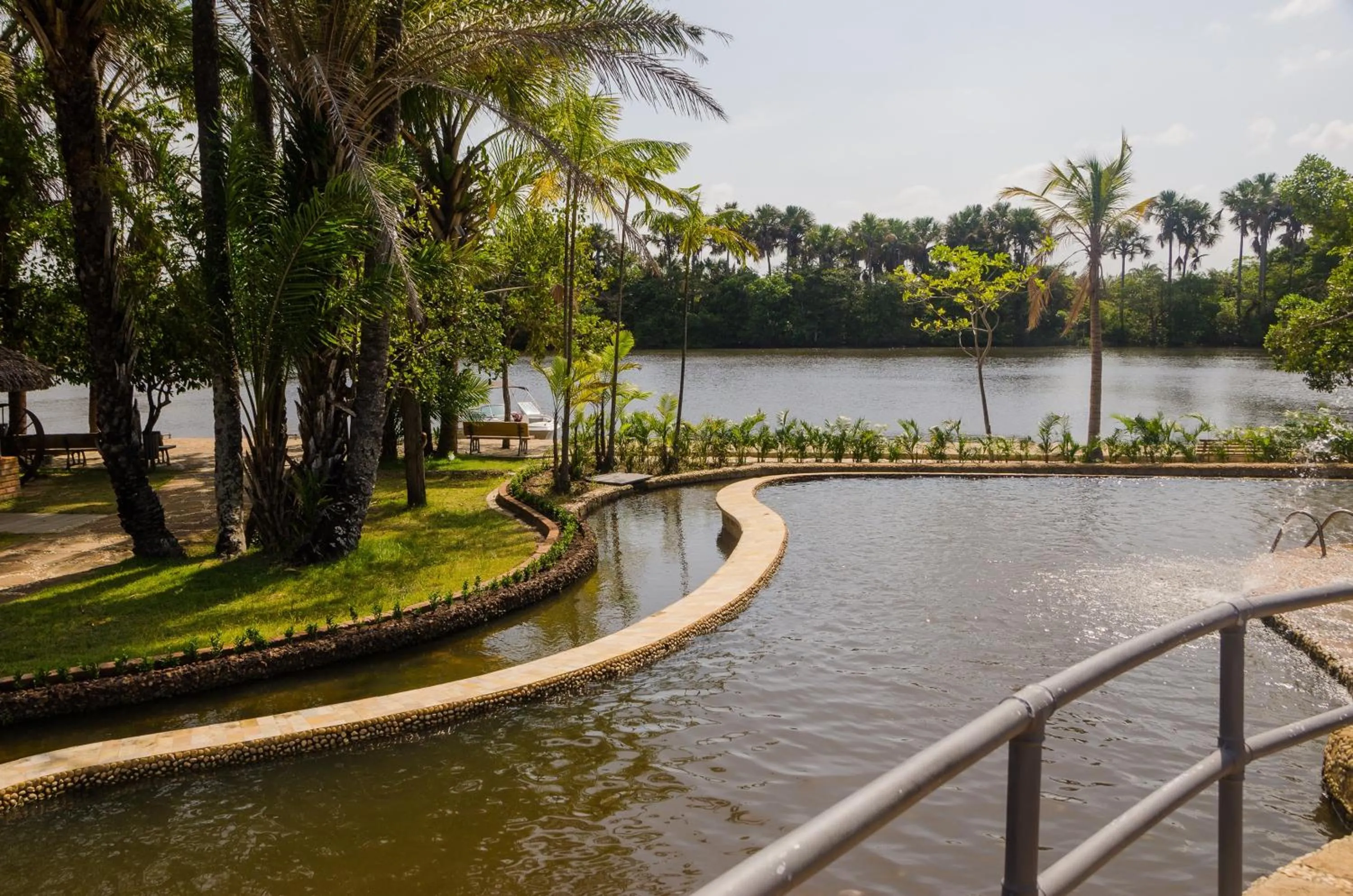 Porto Preguiças Resort