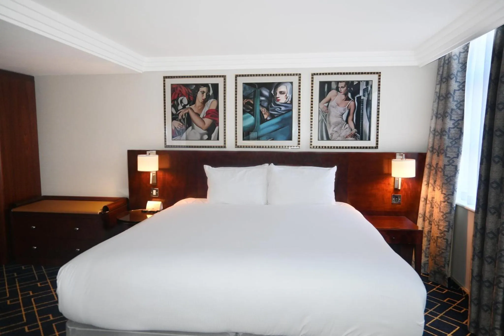 Photo of the whole room, Bed in Crowne Plaza Liverpool - John Lennon Airport by IHG