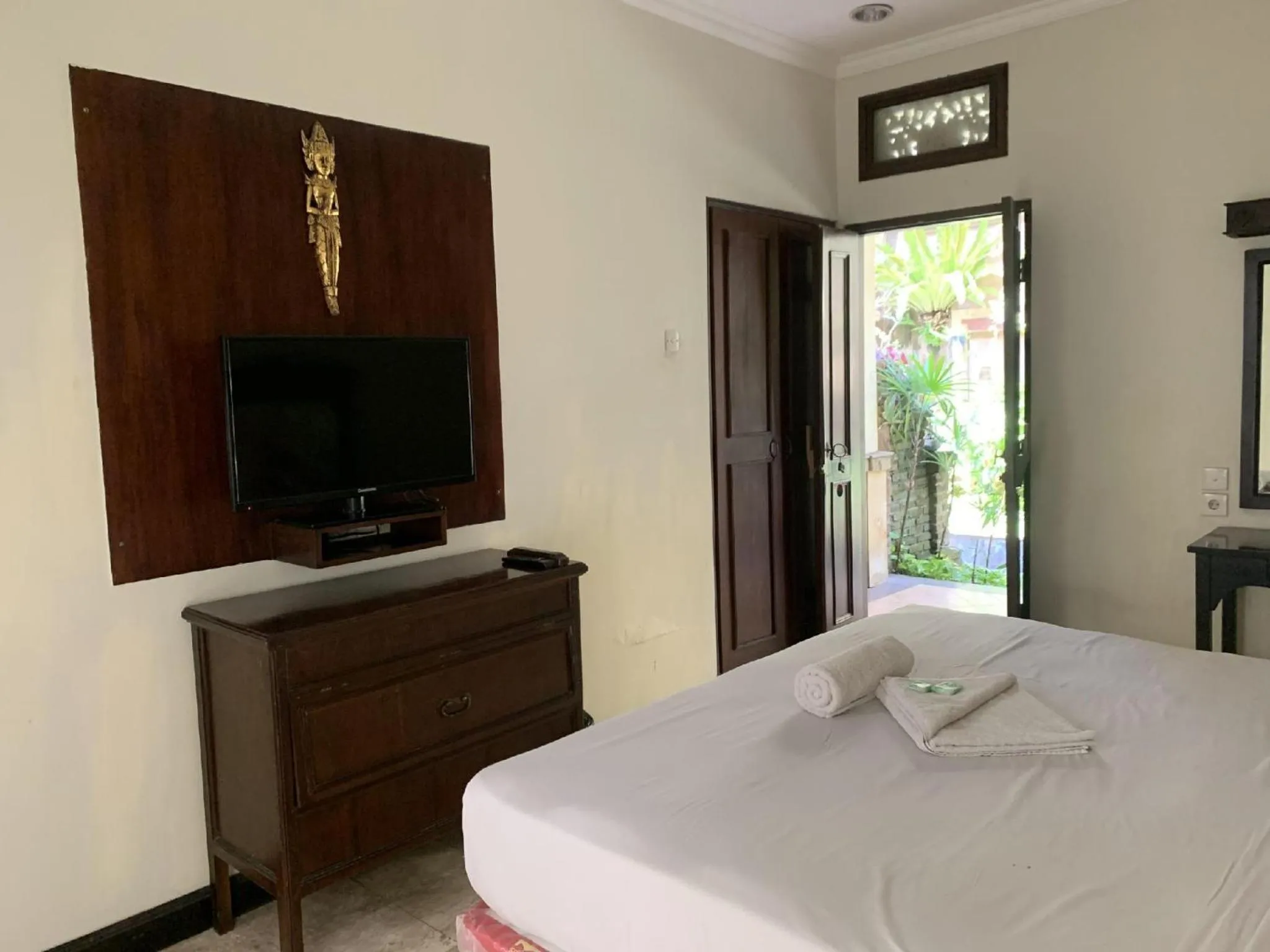 Bedroom, Bed in Hotel Sanur Indah