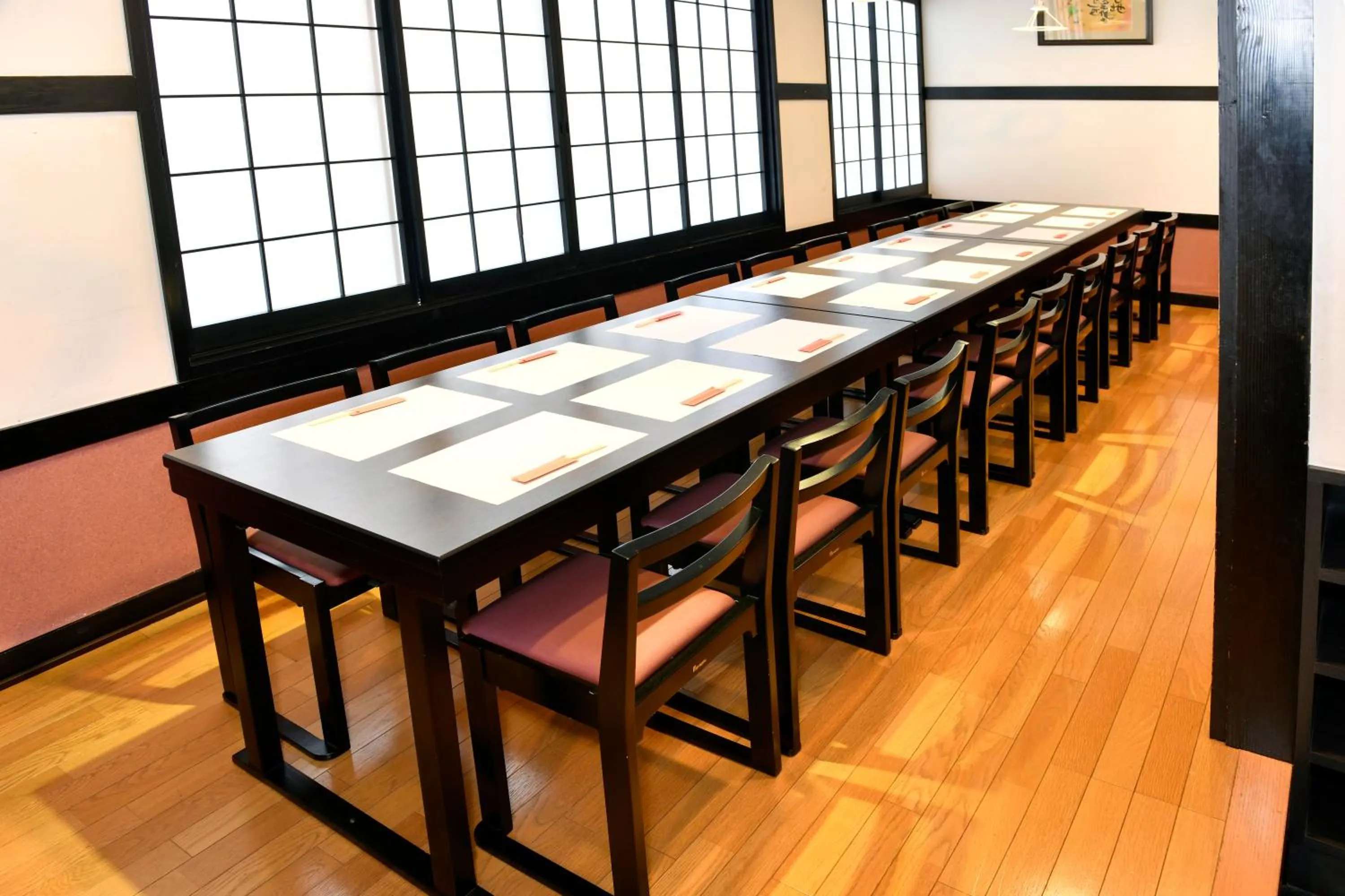 Restaurant/places to eat in New Commander Hotel Osaka Neyagawa