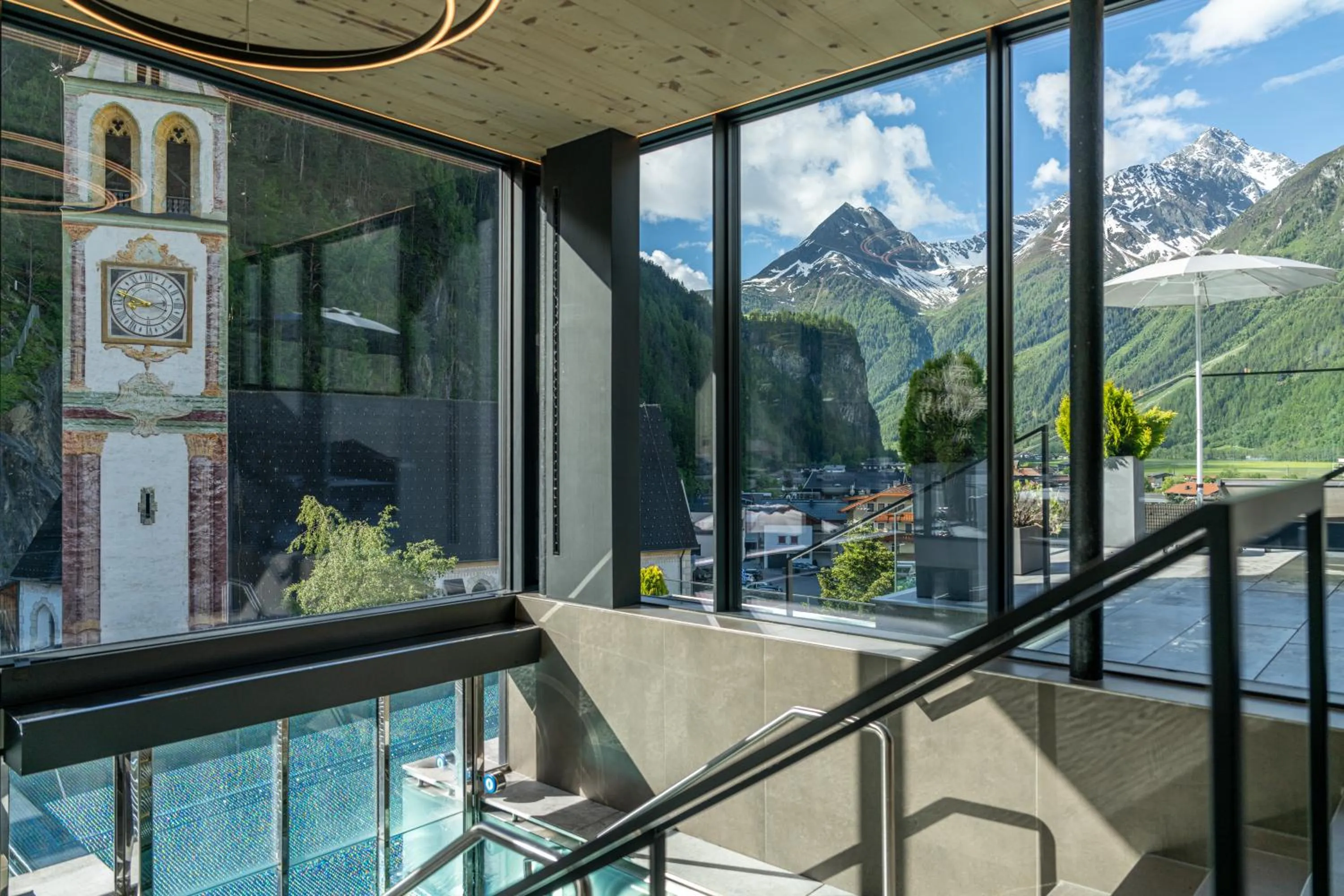Swimming pool in Hotel Stern