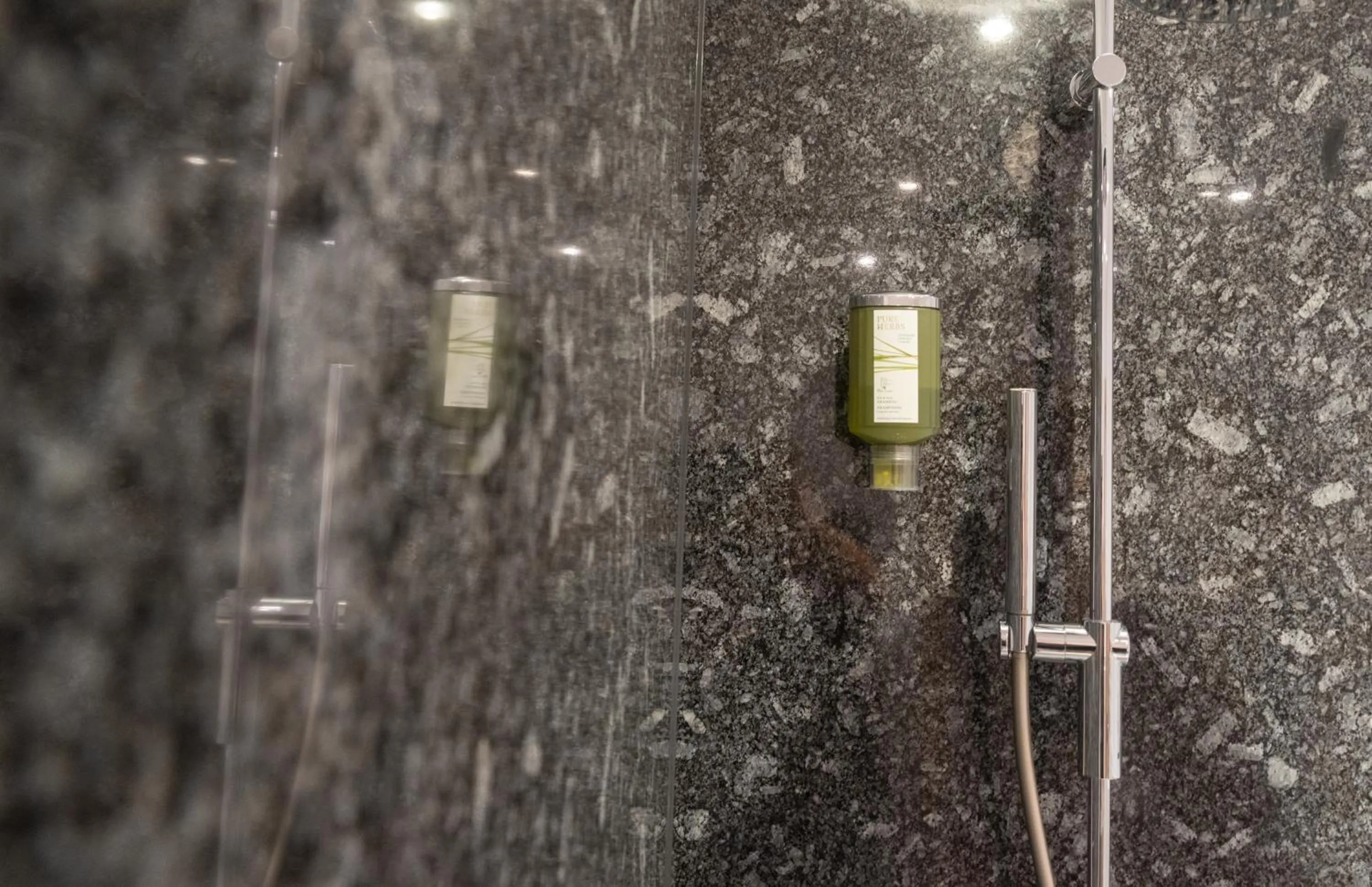 Bathroom in Hotel Stern