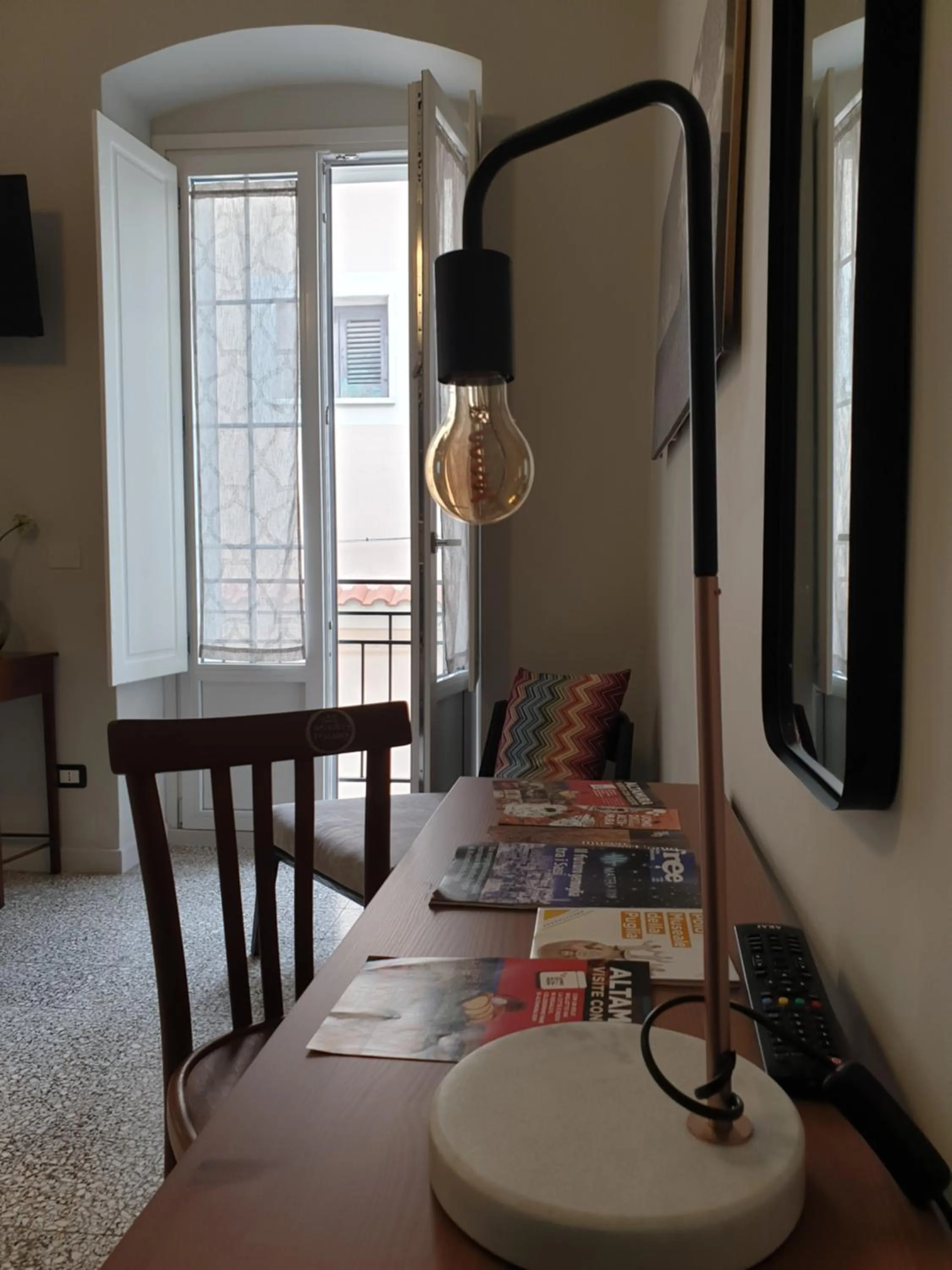 Photo of the whole room in B&B Novecento Italiano