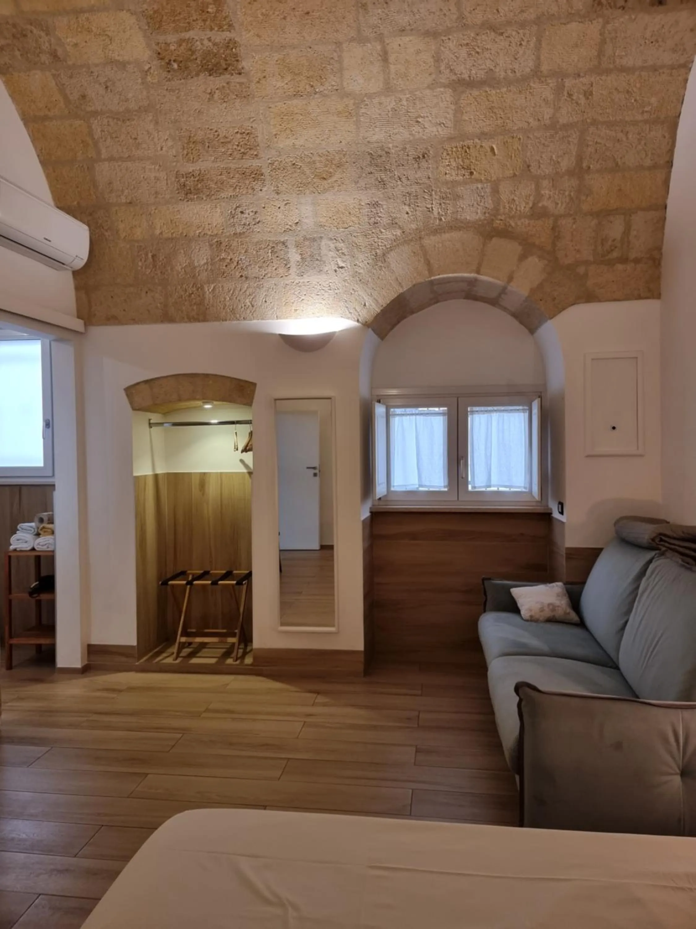 Photo of the whole room, Bed in B&B Novecento Italiano