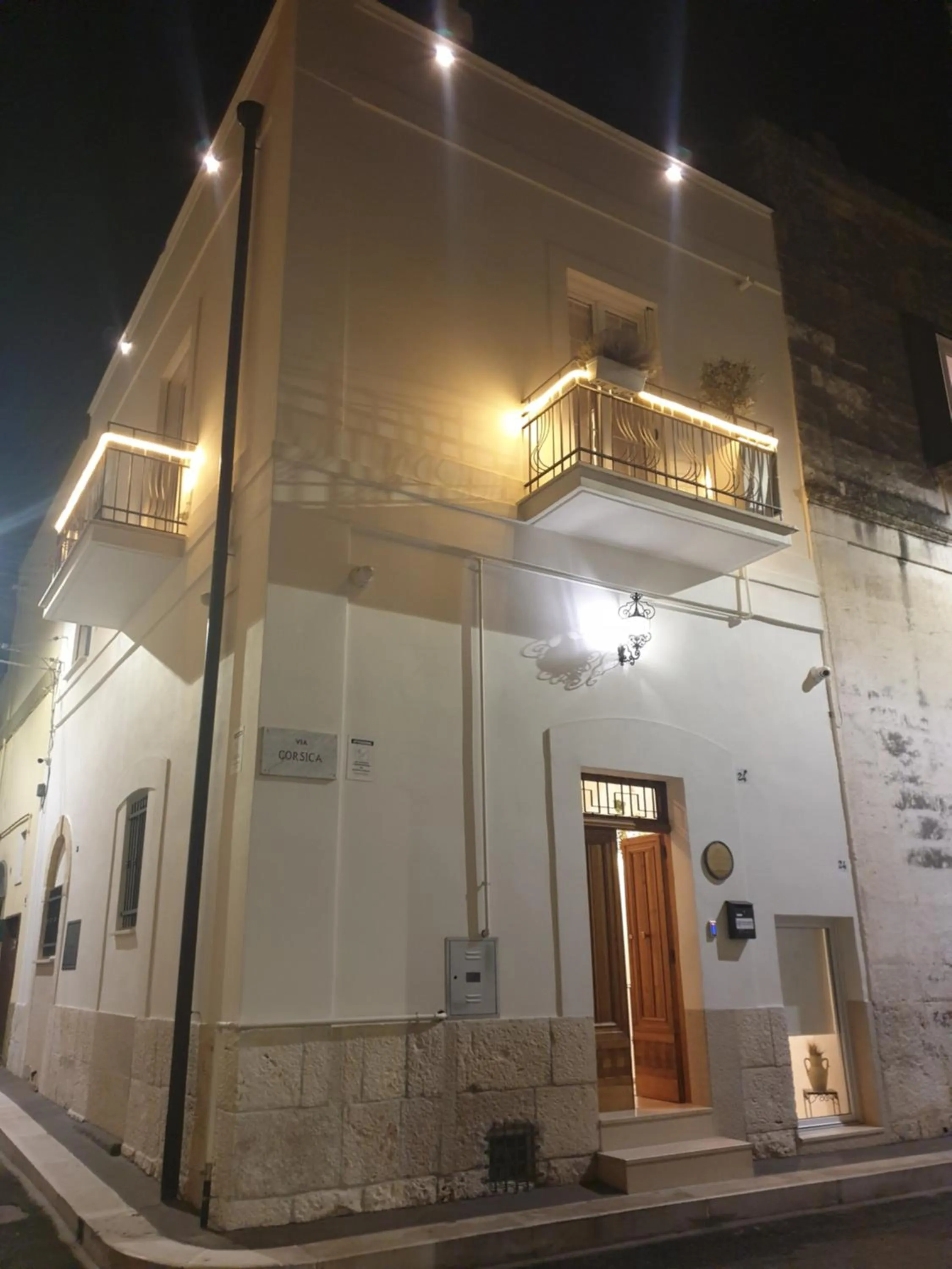 Property building in B&B Novecento Italiano