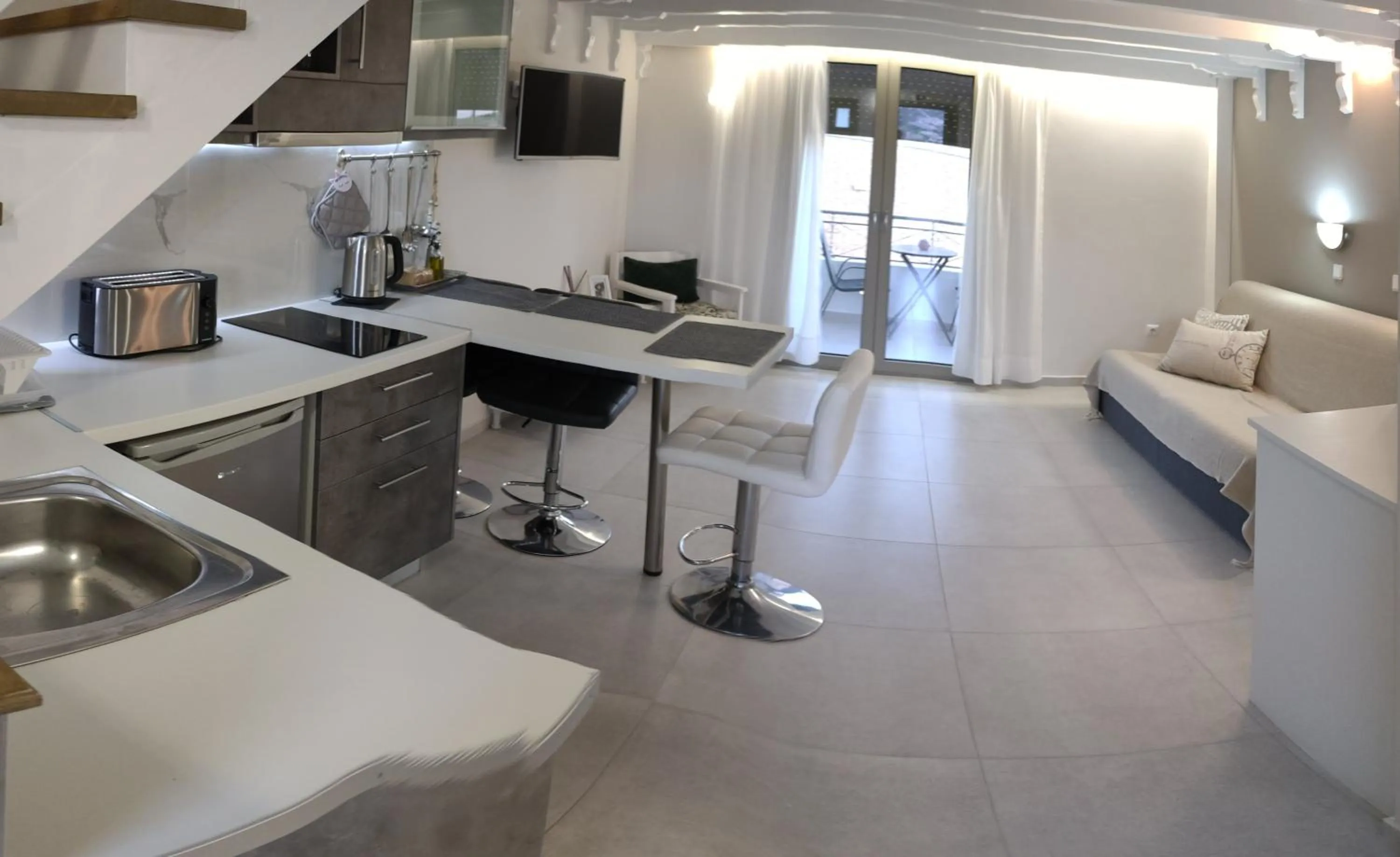 Irida Holiday Apartments