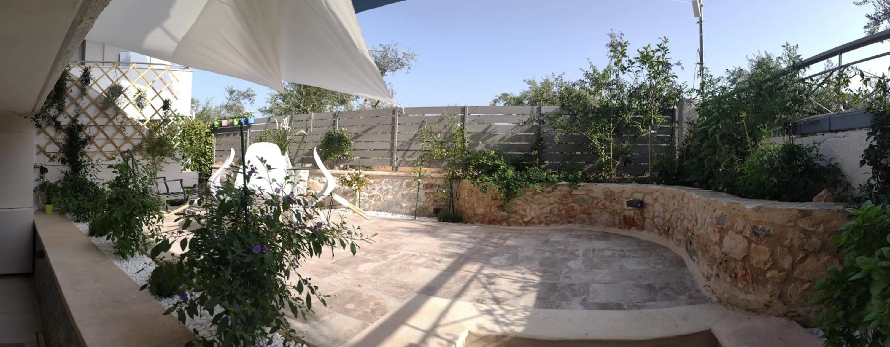 Irida Holiday Apartments