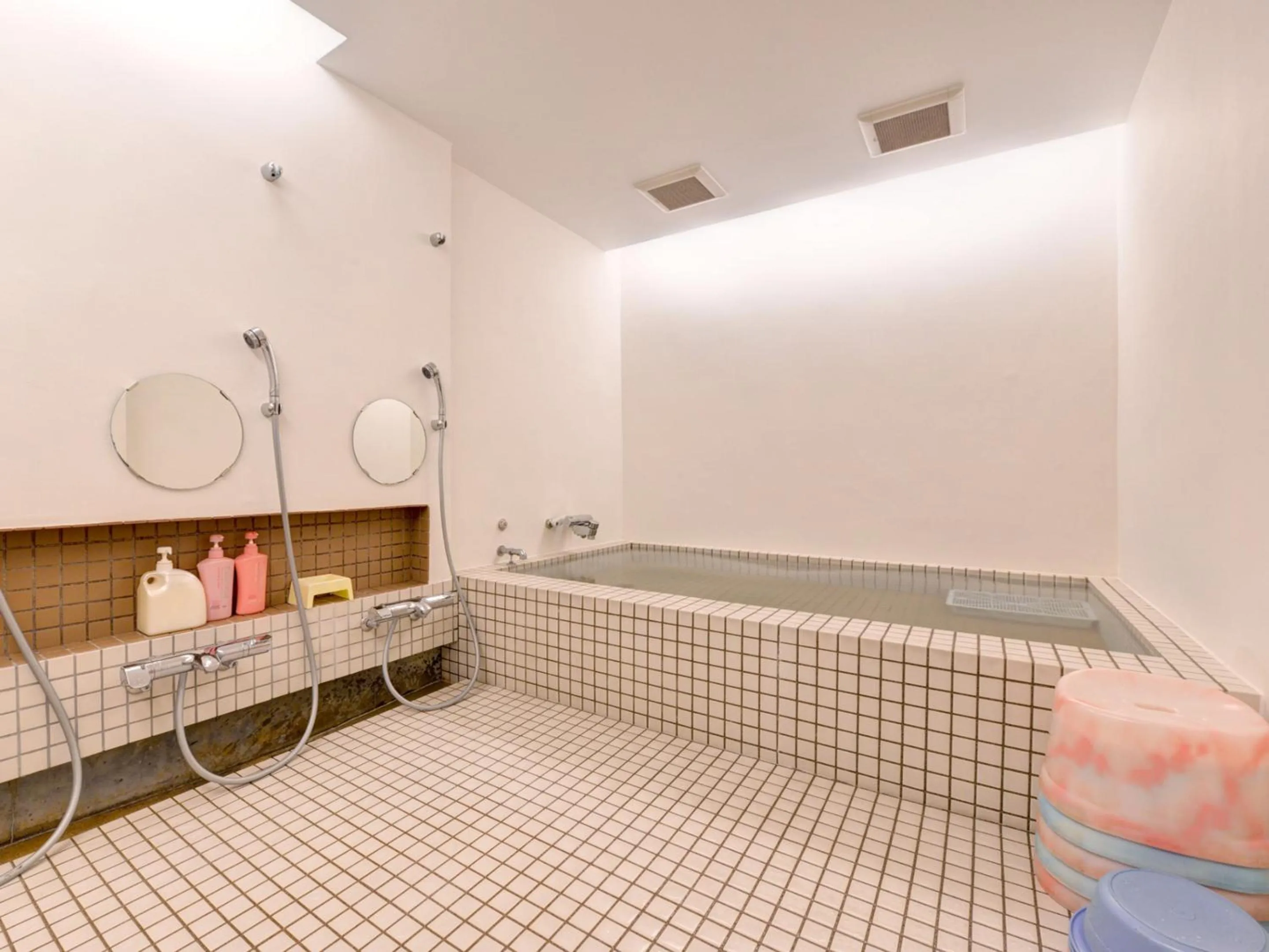 Public Bath, Bed in Yamamoto Ryokan