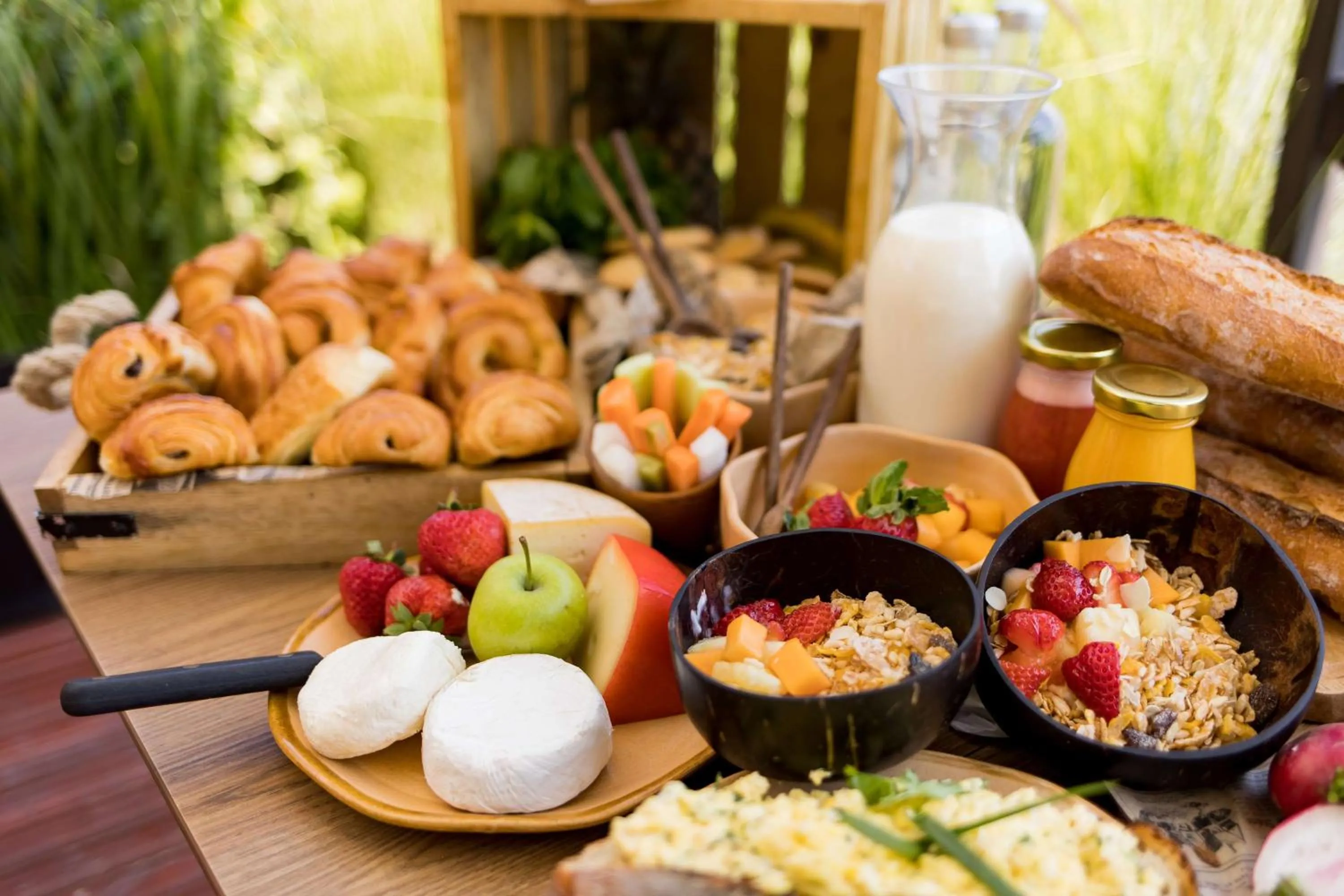 Restaurant/places to eat in Radisson Hotel Tamboho Waterfront Antananarivo