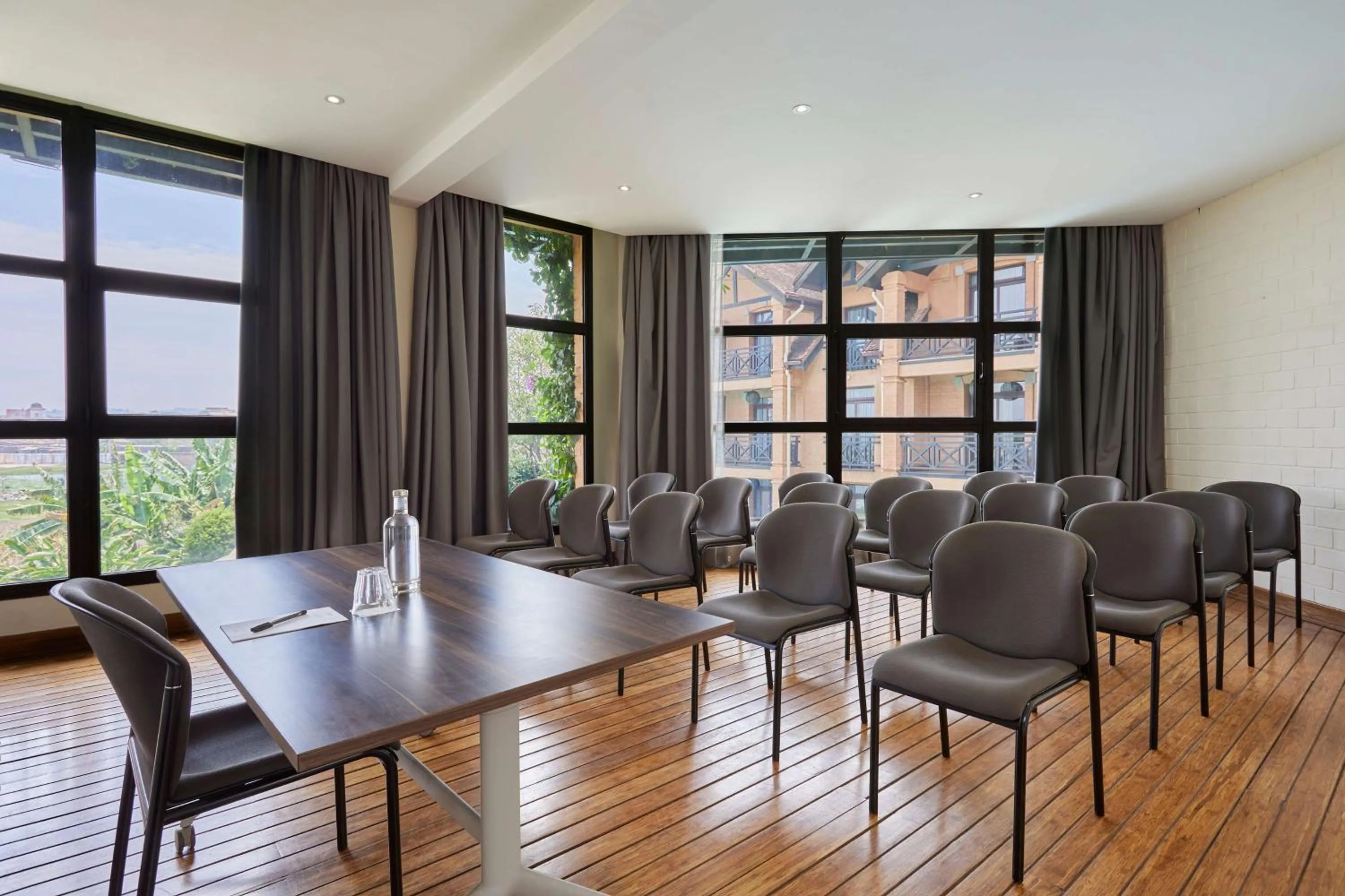 Meeting/conference room in Radisson Hotel Tamboho Waterfront Antananarivo