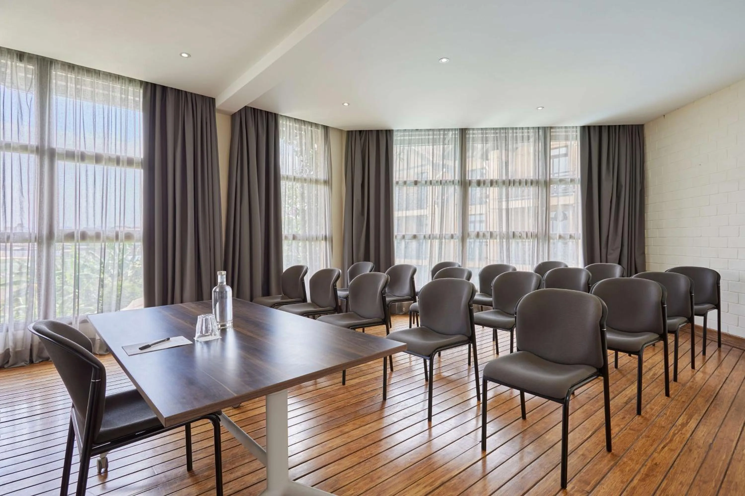 Meeting/conference room in Radisson Hotel Tamboho Waterfront Antananarivo