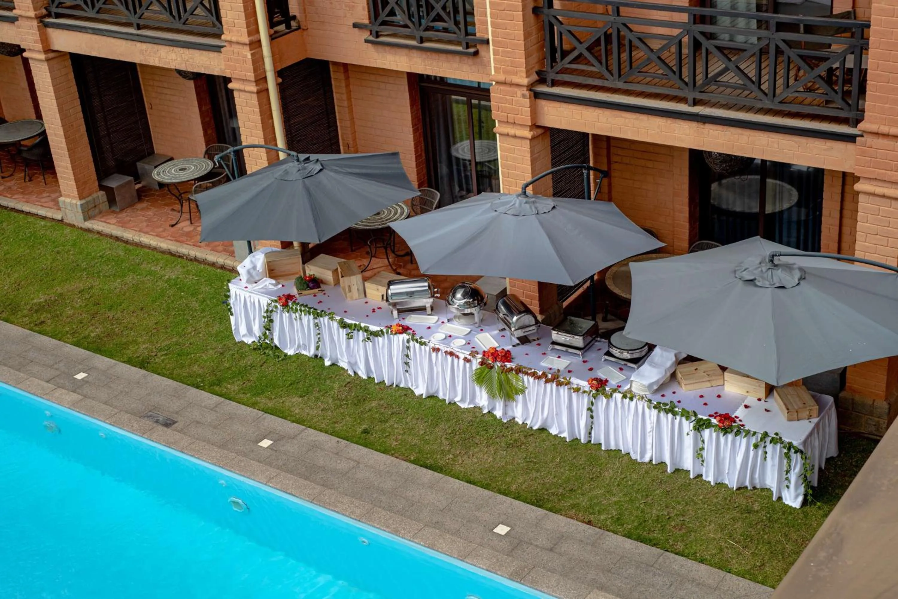 wedding in Radisson Hotel Tamboho Waterfront Antananarivo
