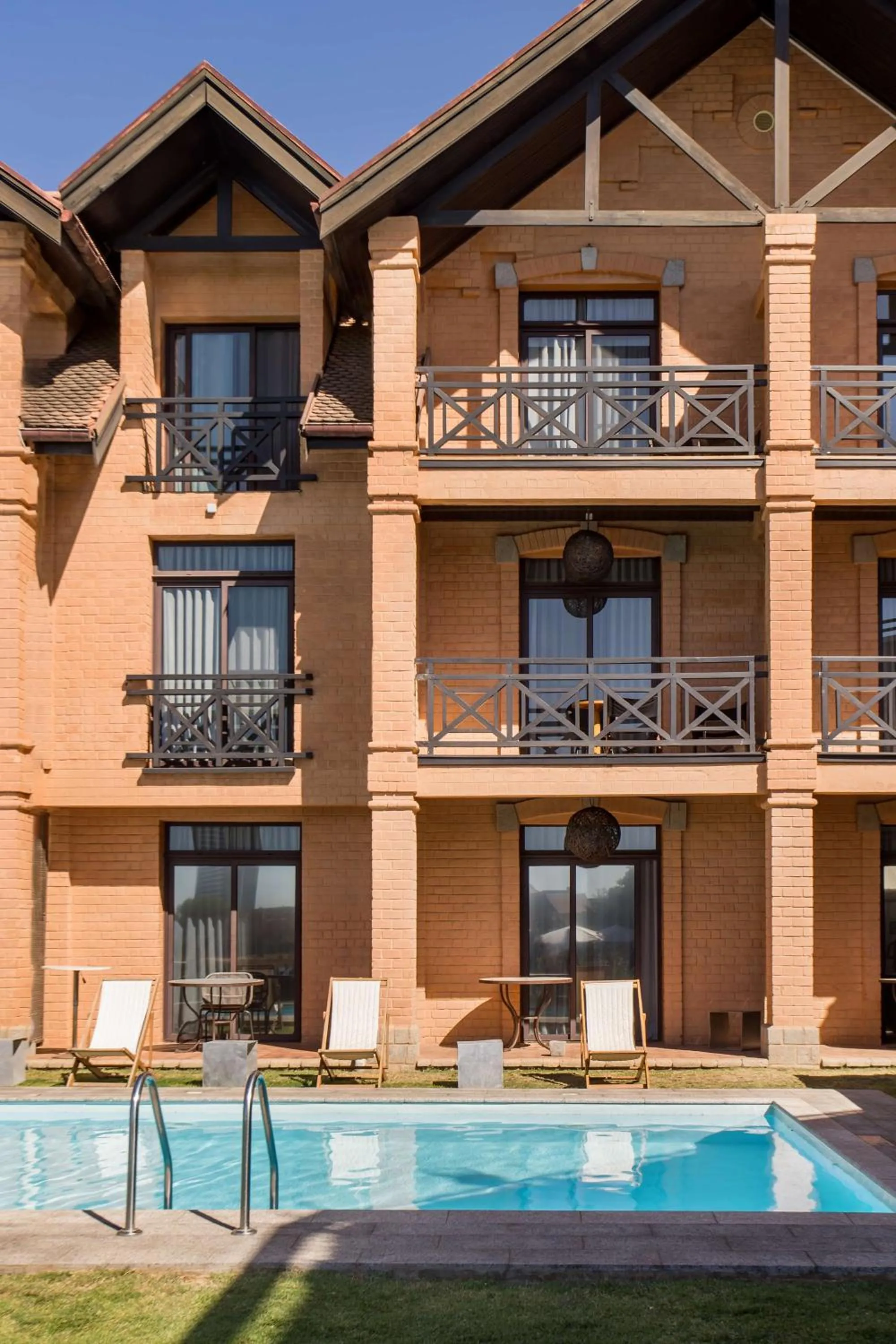 Activities in Radisson Hotel Tamboho Waterfront Antananarivo