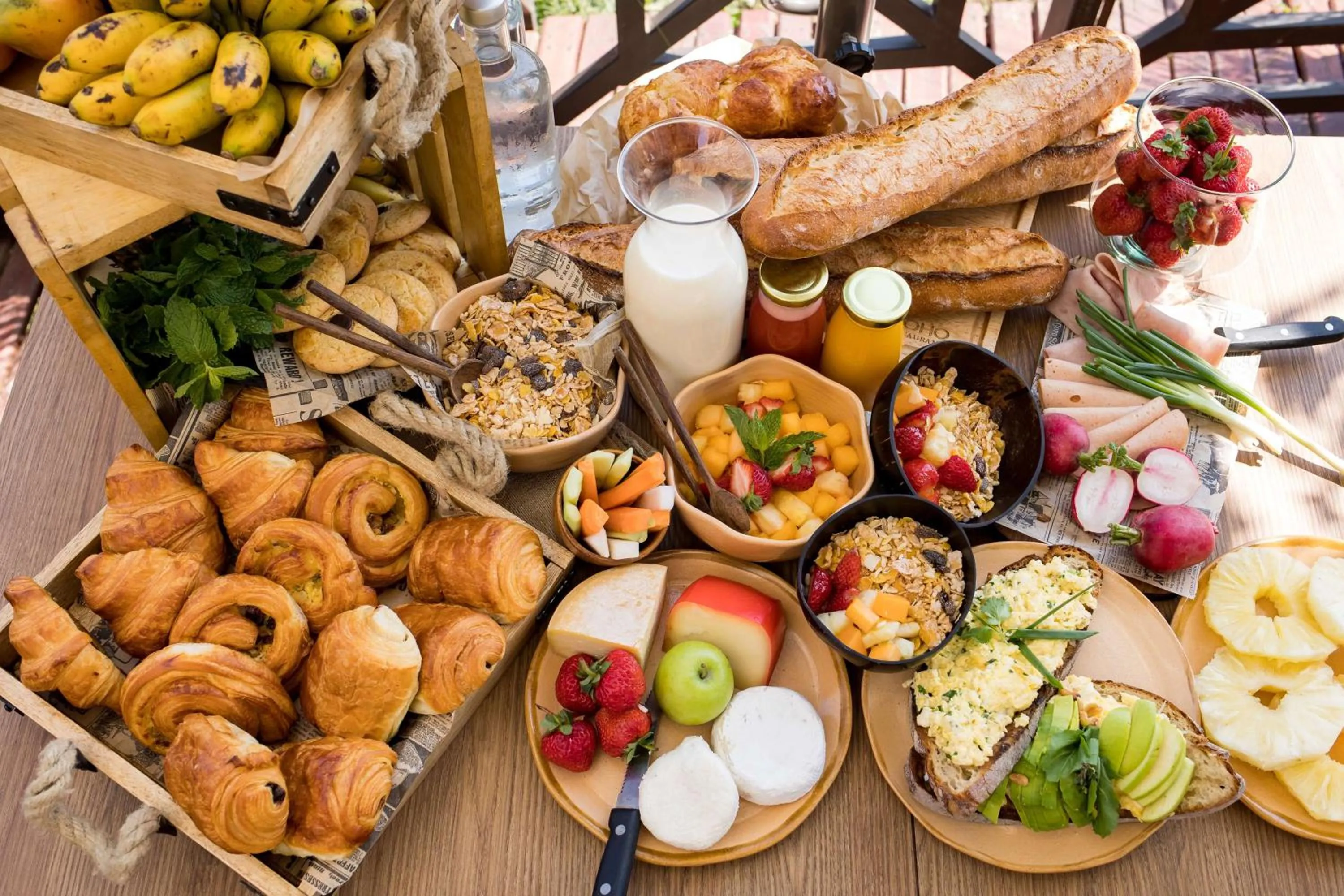 Breakfast in Radisson Hotel Tamboho Waterfront Antananarivo