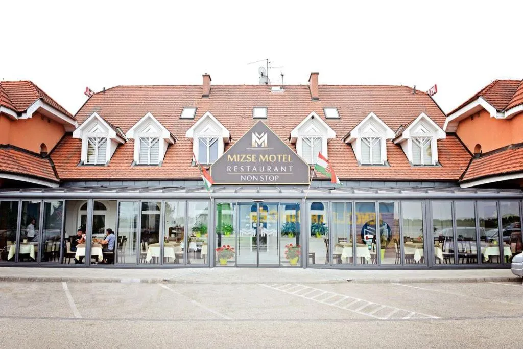 Property building in Mizse Motel
