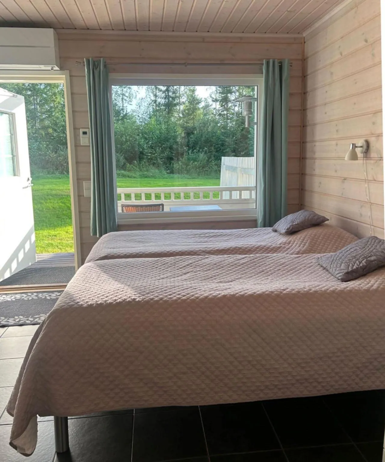 Bed in Kajaani Cottages