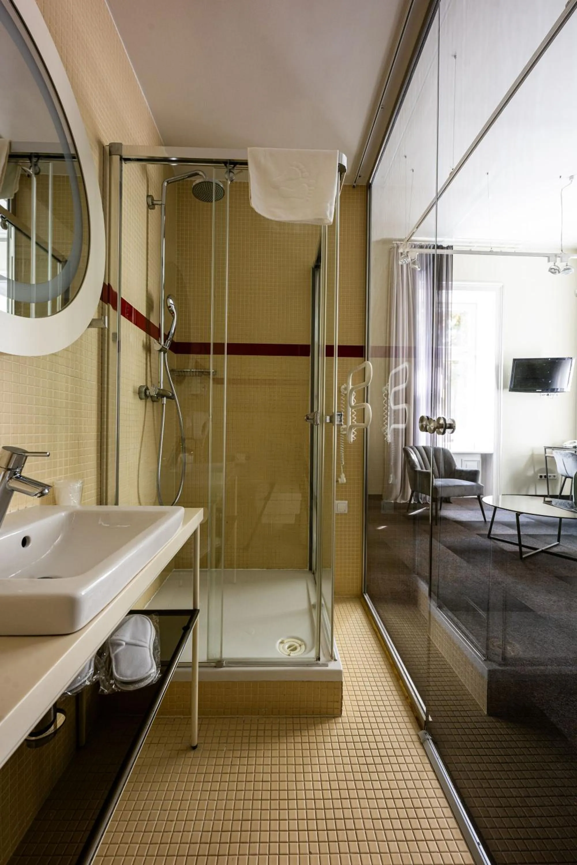 Bed in Home Aparthotel