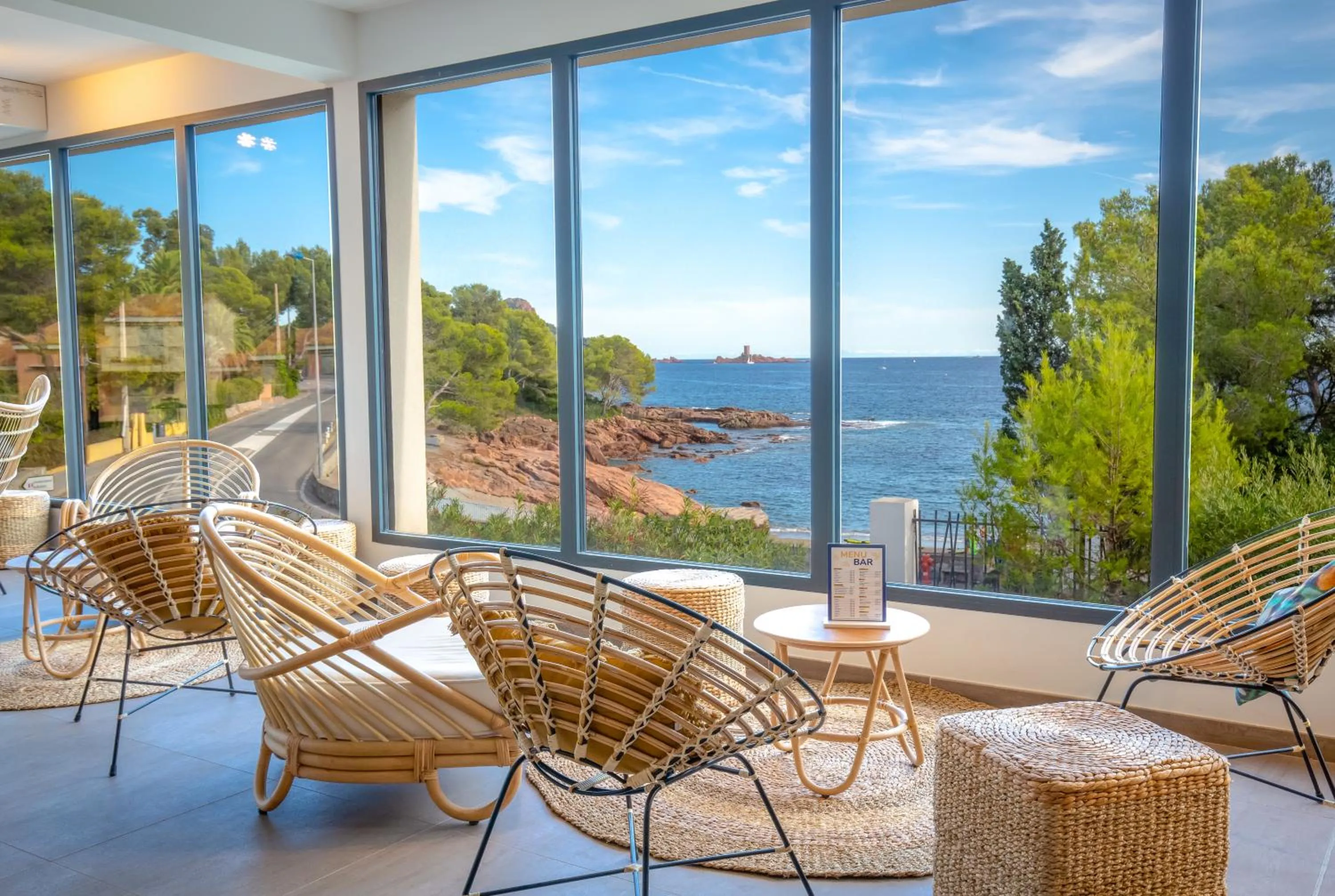 Lounge or bar in SOWELL RESIDENCES Chênes Verts