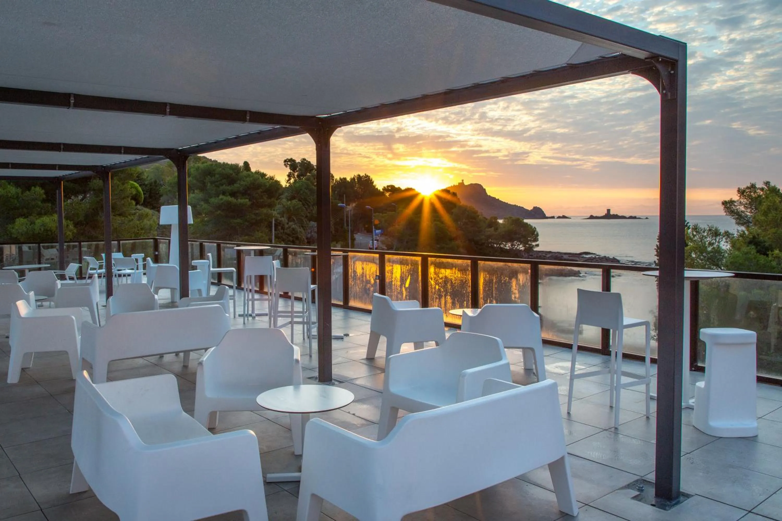 Patio in SOWELL RESIDENCES Chênes Verts