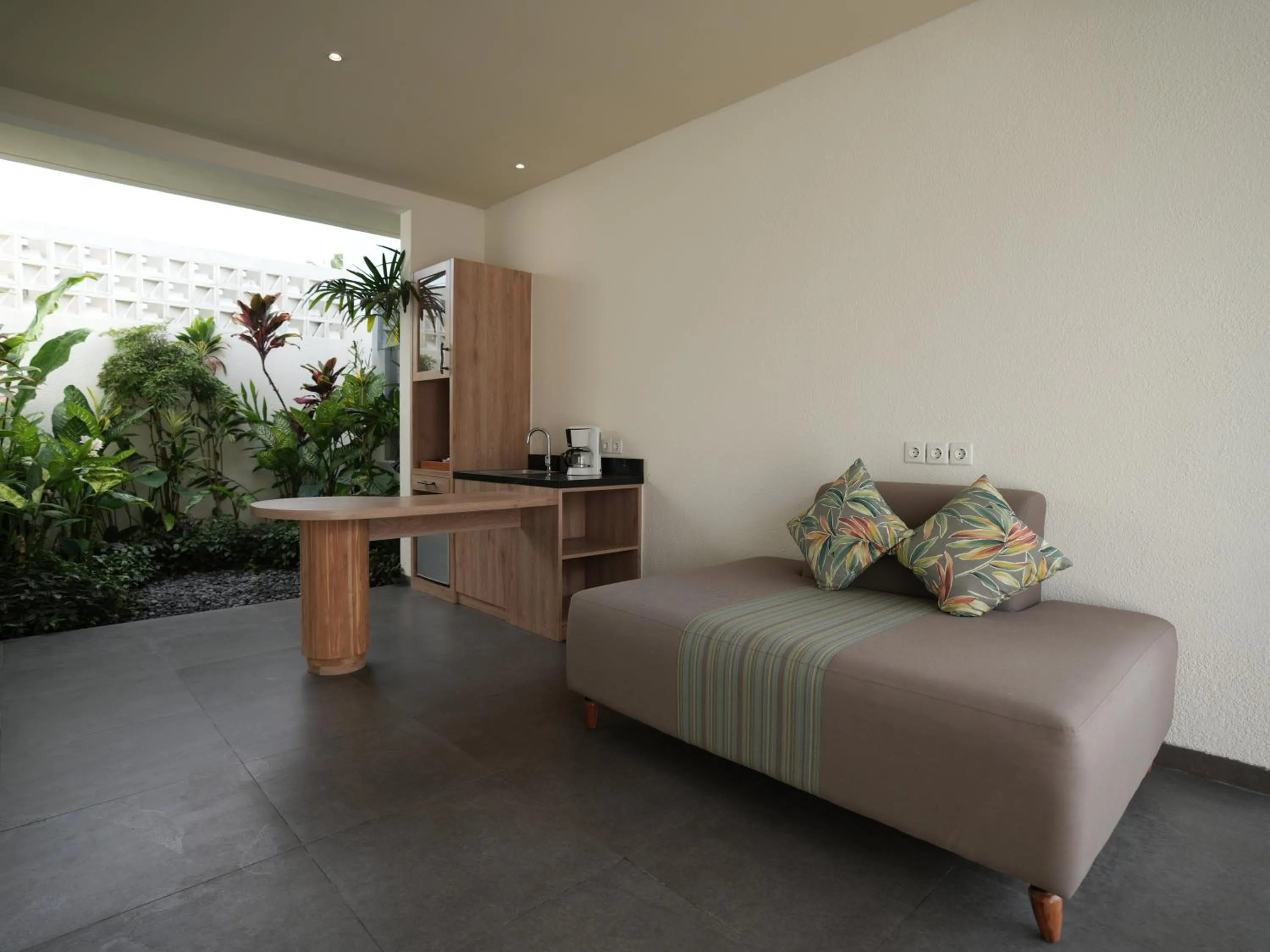 Entertainment in Daun Lebar Villas