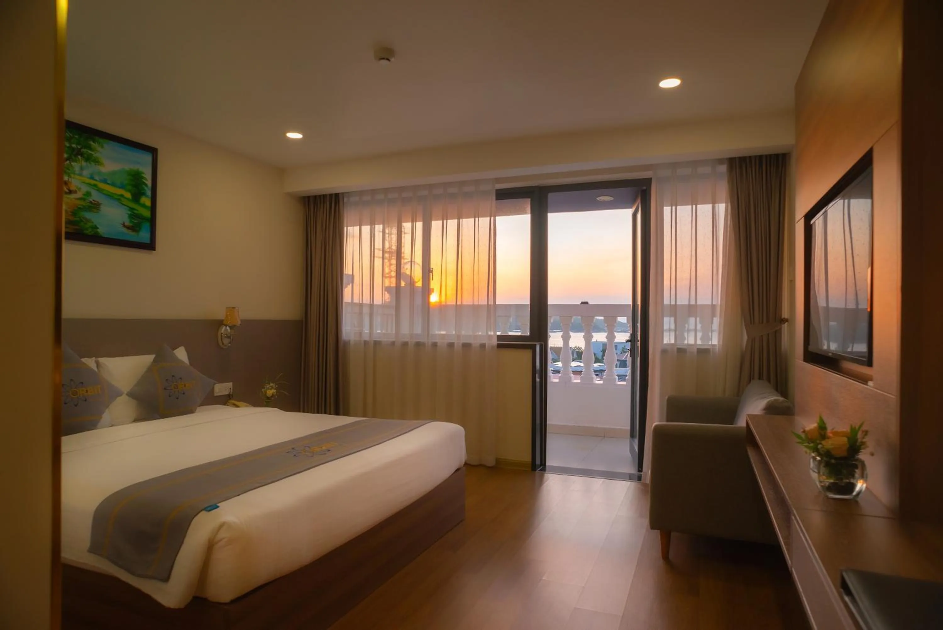 Bed in Orbit Hotel Nha Trang