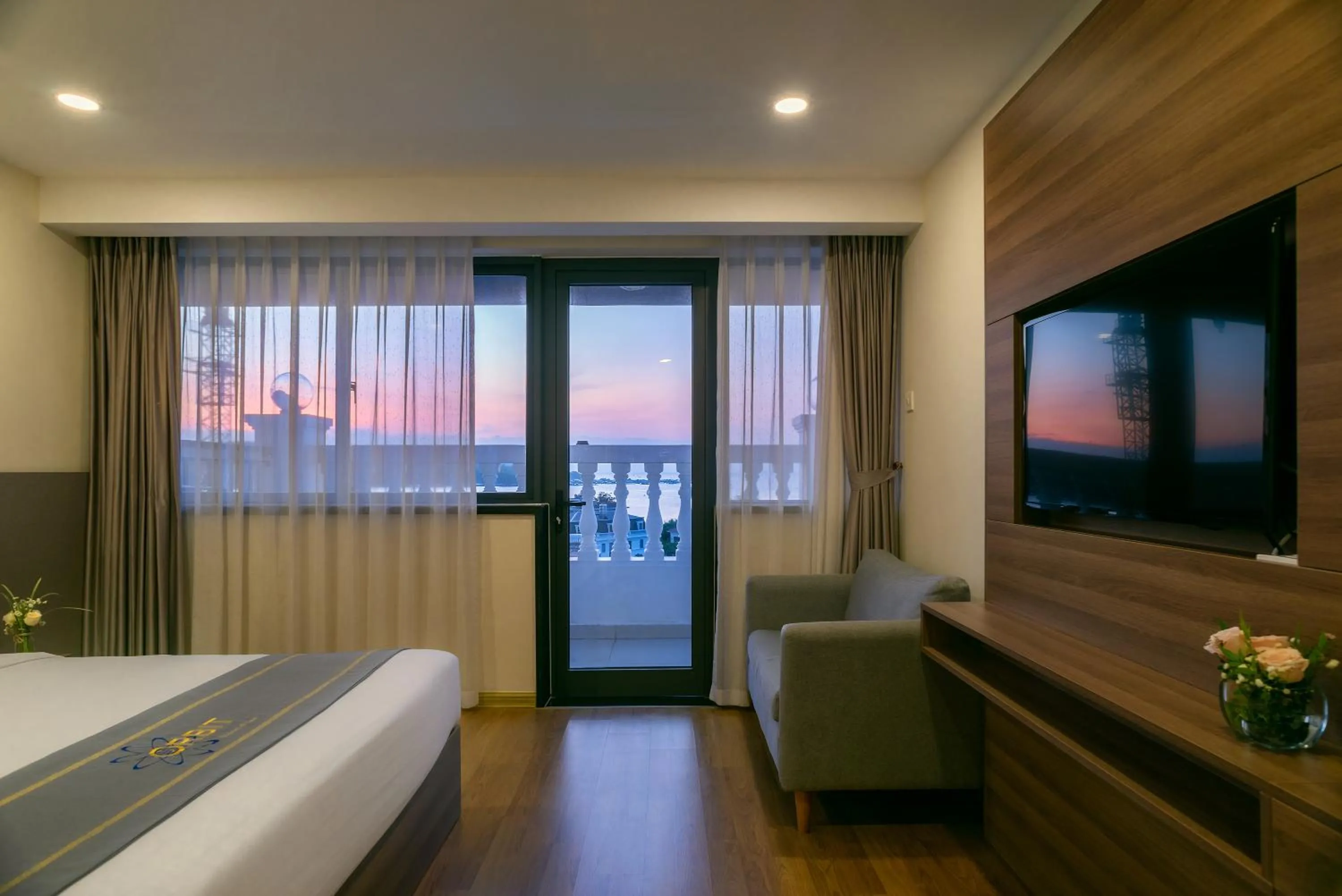 Bed in Orbit Hotel Nha Trang