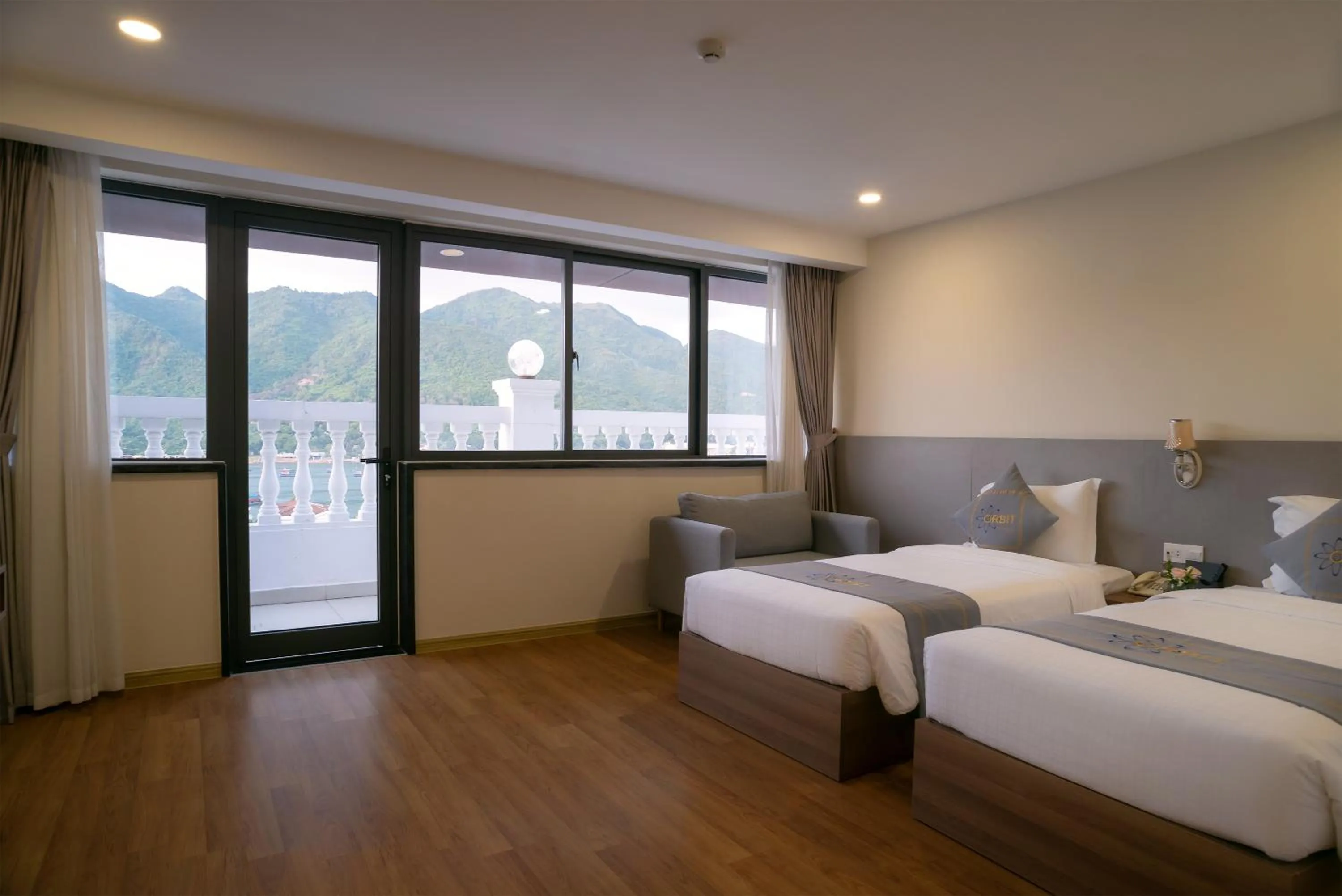 Bed in Orbit Hotel Nha Trang